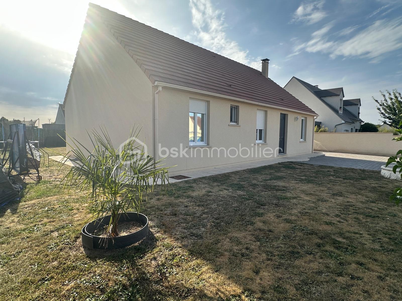 Maison traditionnelle de 106 m² - WhatsApp Image 2025-06-23 à 10.54.41_aaad44d2.jpg
