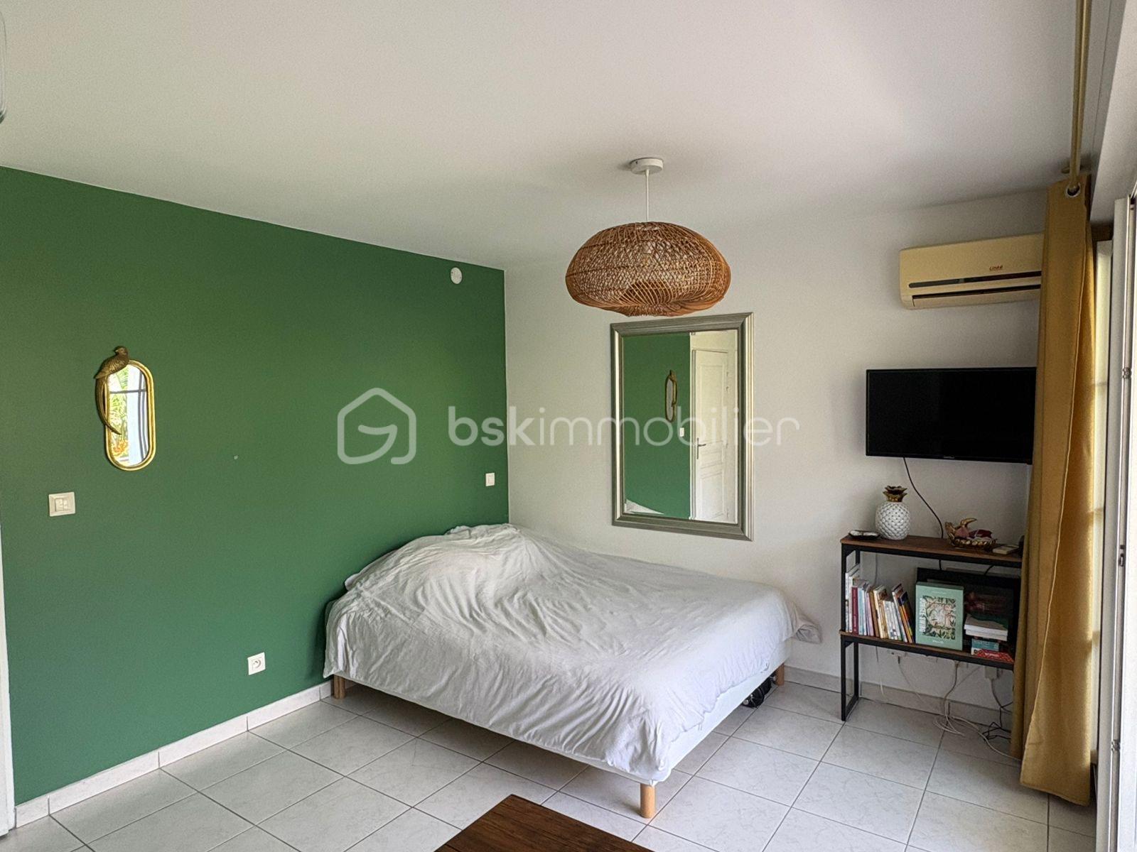 Appartement de 30 m² - b8fb46b0-651d-4d87-ac2f-3bda64b830cd.JPG