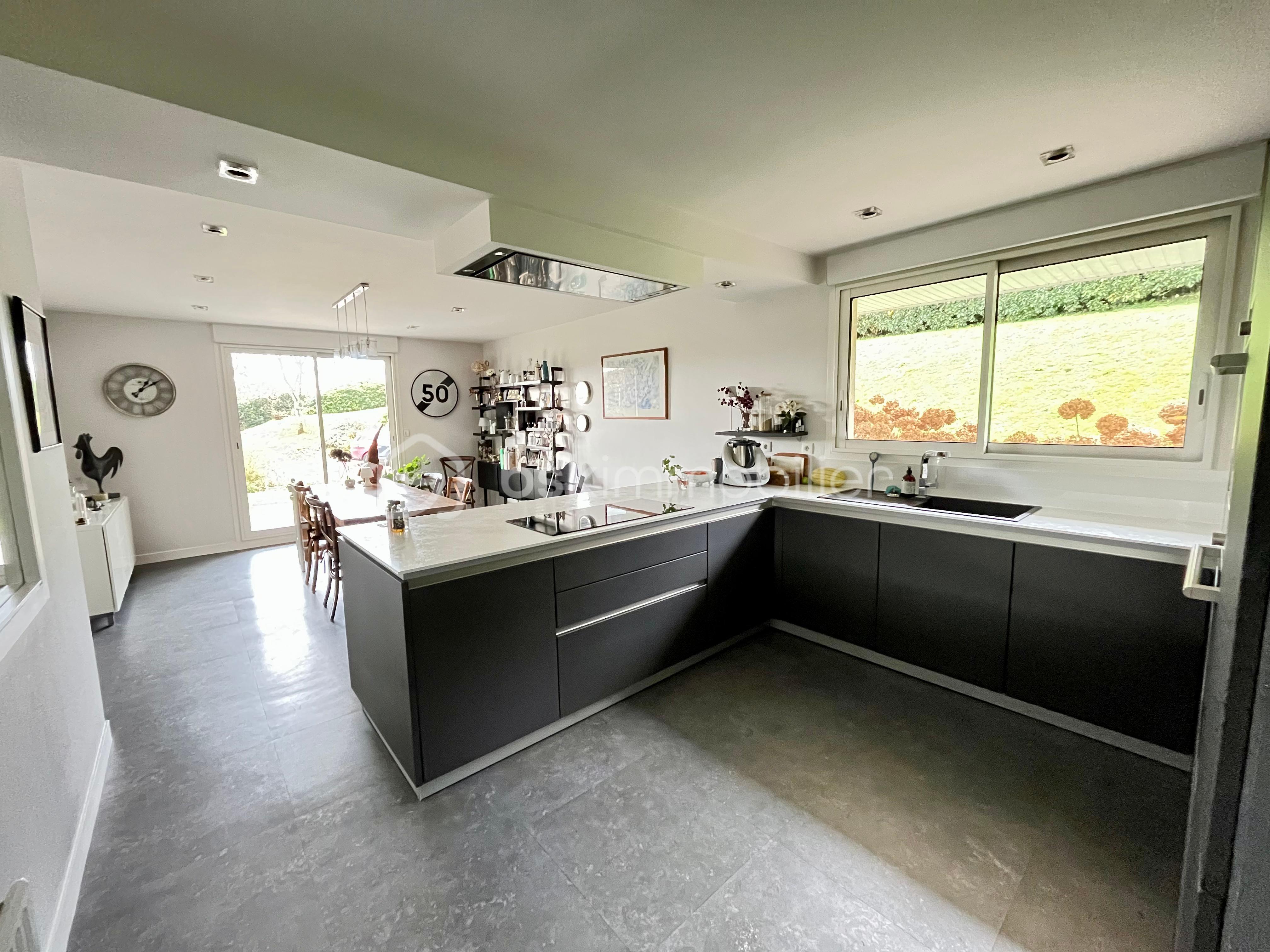 Maison d architecte de 280 m² - 6 maison cuisine 2 landerneau.png