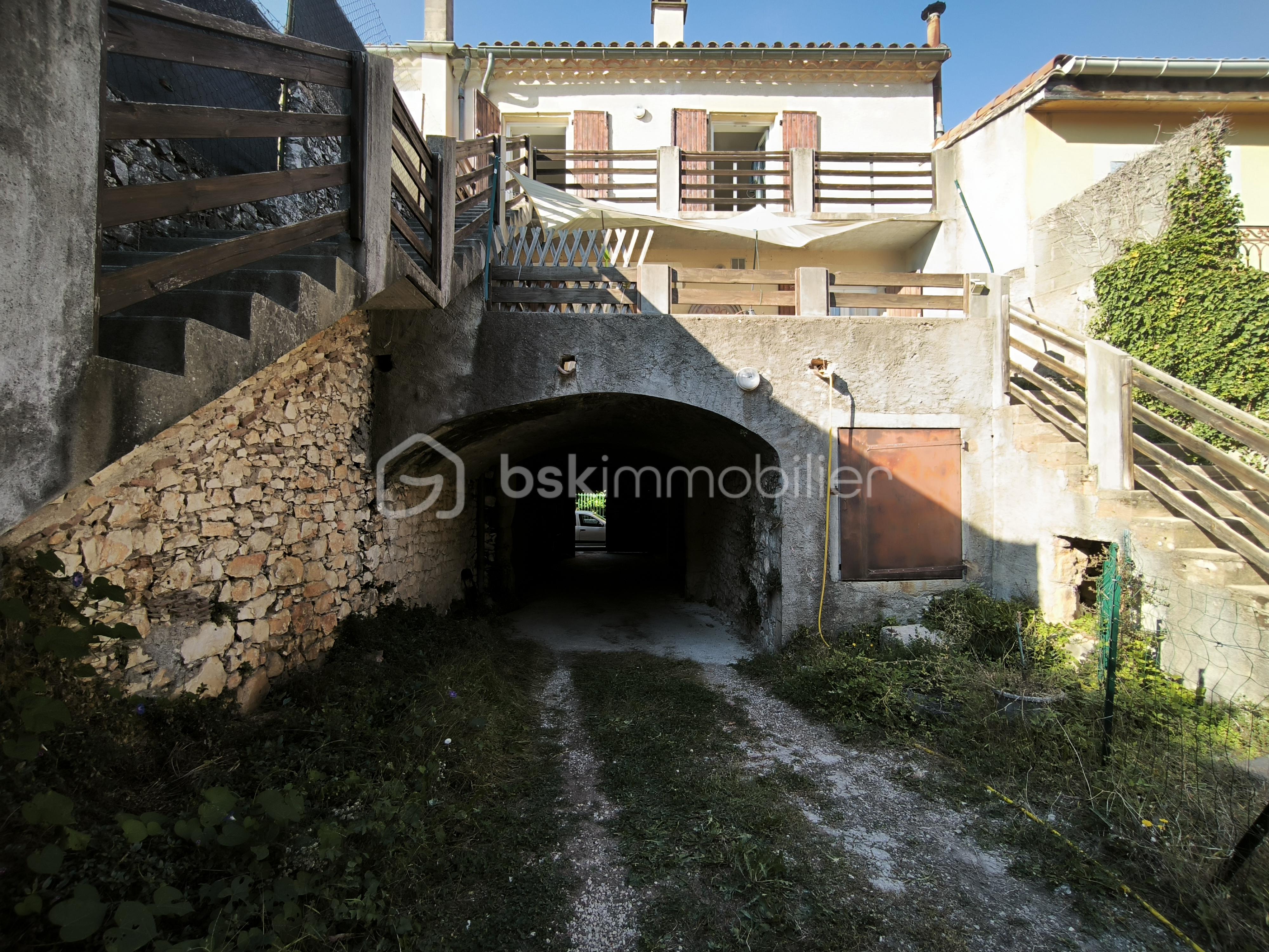 Immeuble mixte de 126 m² - IMG_20251017_155442.jpg