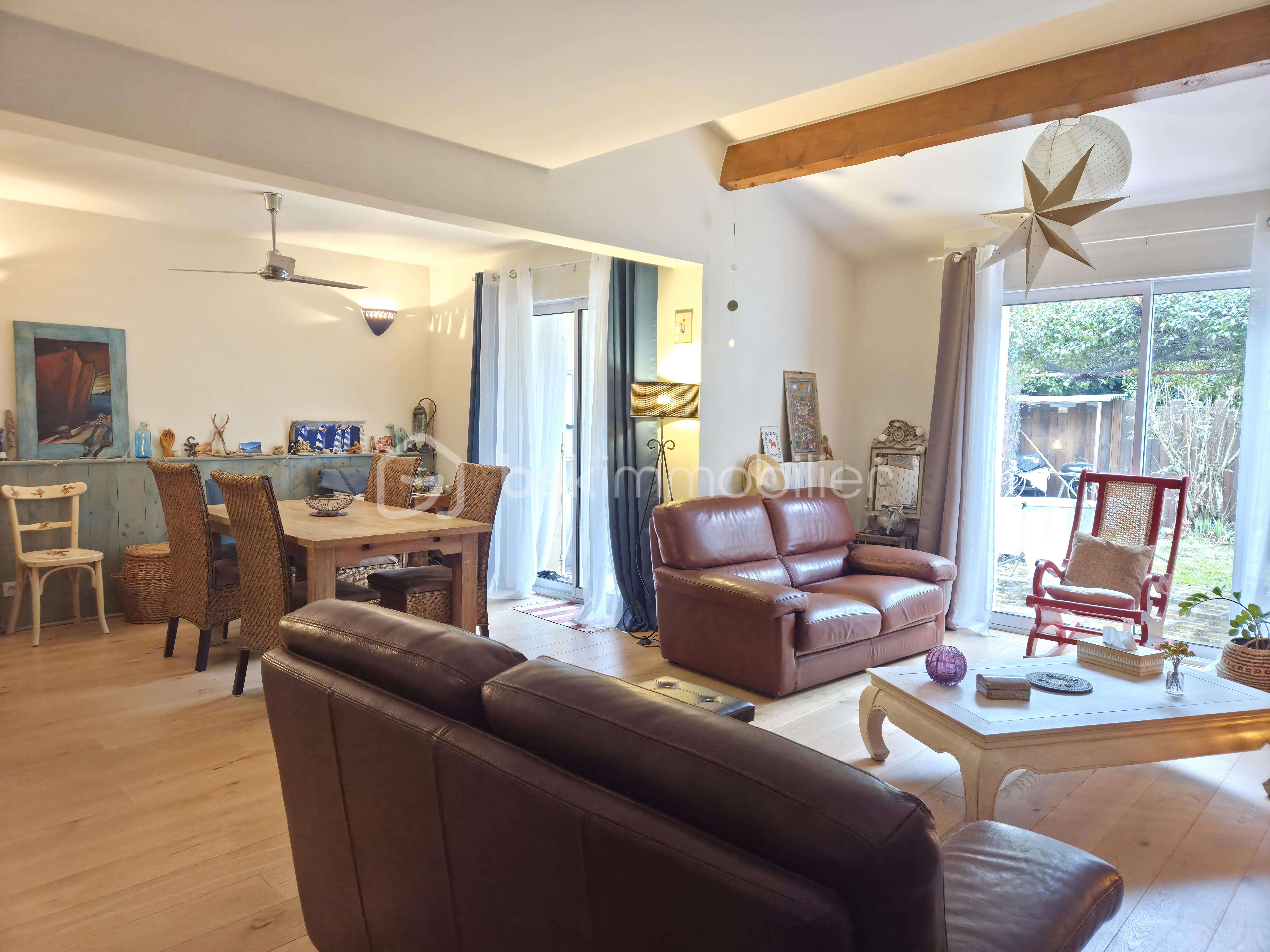 Maison de 95 m² - sam.salon.jpg