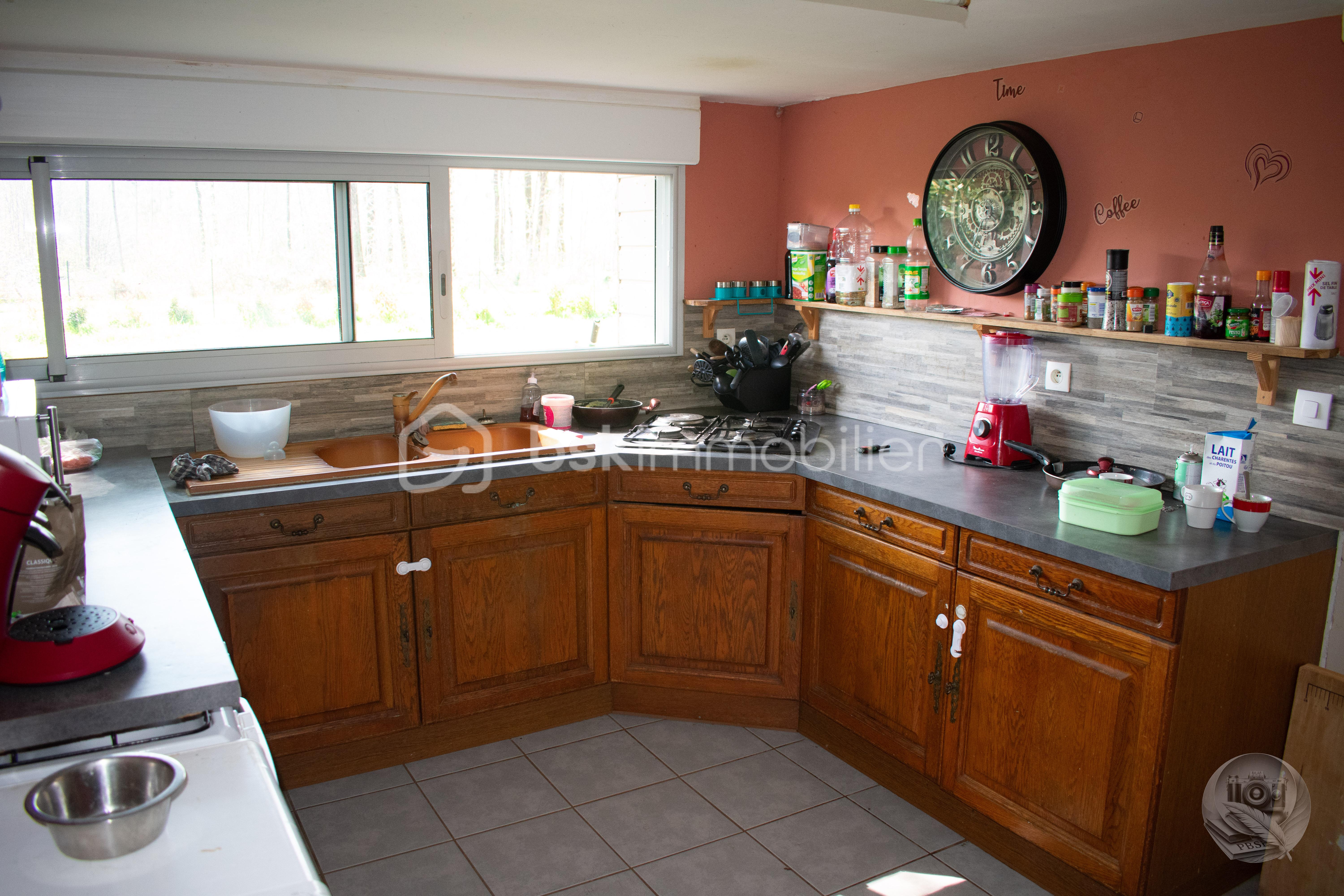 Maison traditionnelle de 141,82 m² - 3.jpg