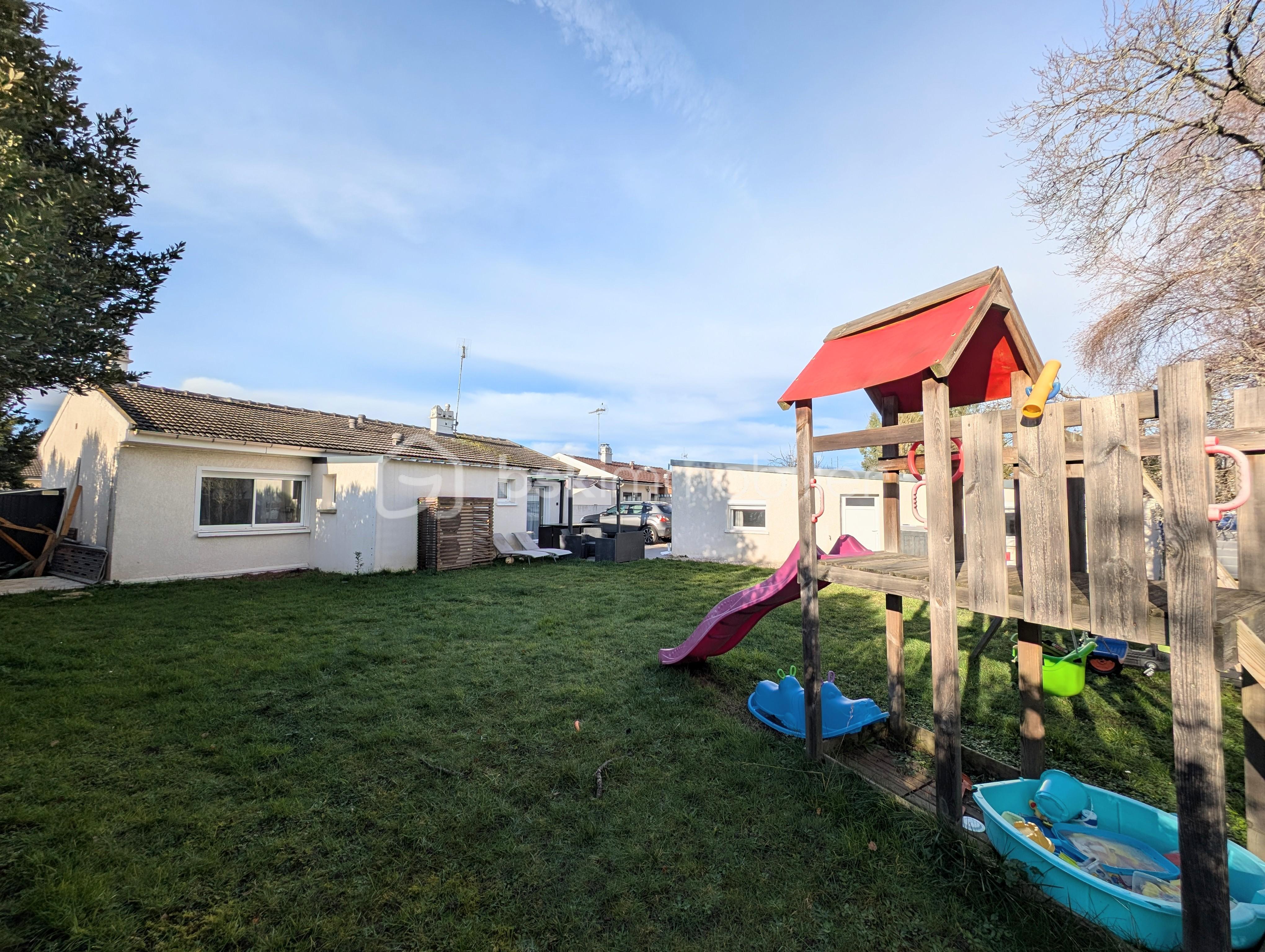 Maison traditionnelle de 90 m² - 1000048538.jpg