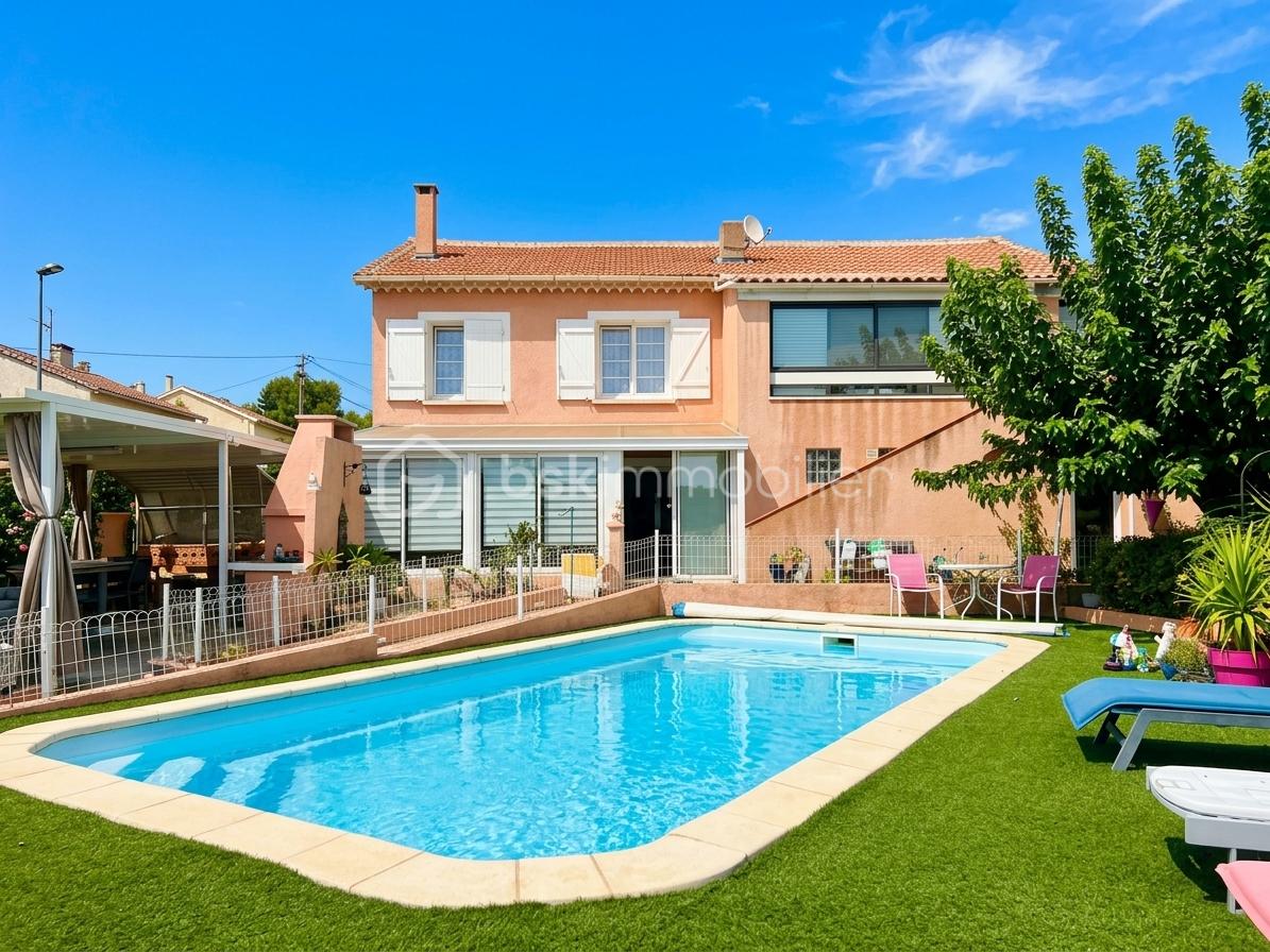 Maison 7 pièces 155 m² · à Six-Fours-les-Plages · 155 m² · 695 000 €