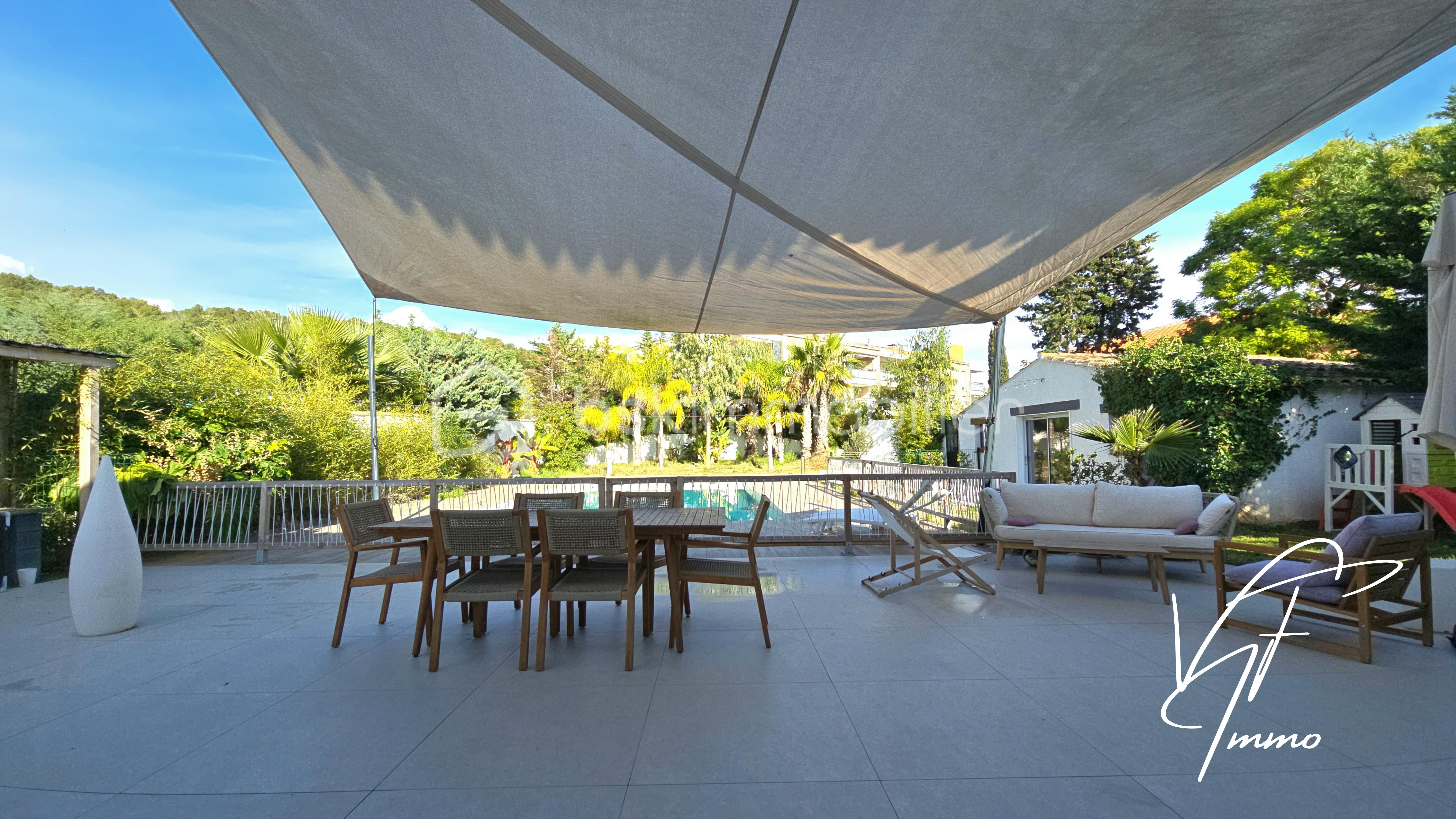 Maison de 201 m² - 1.png