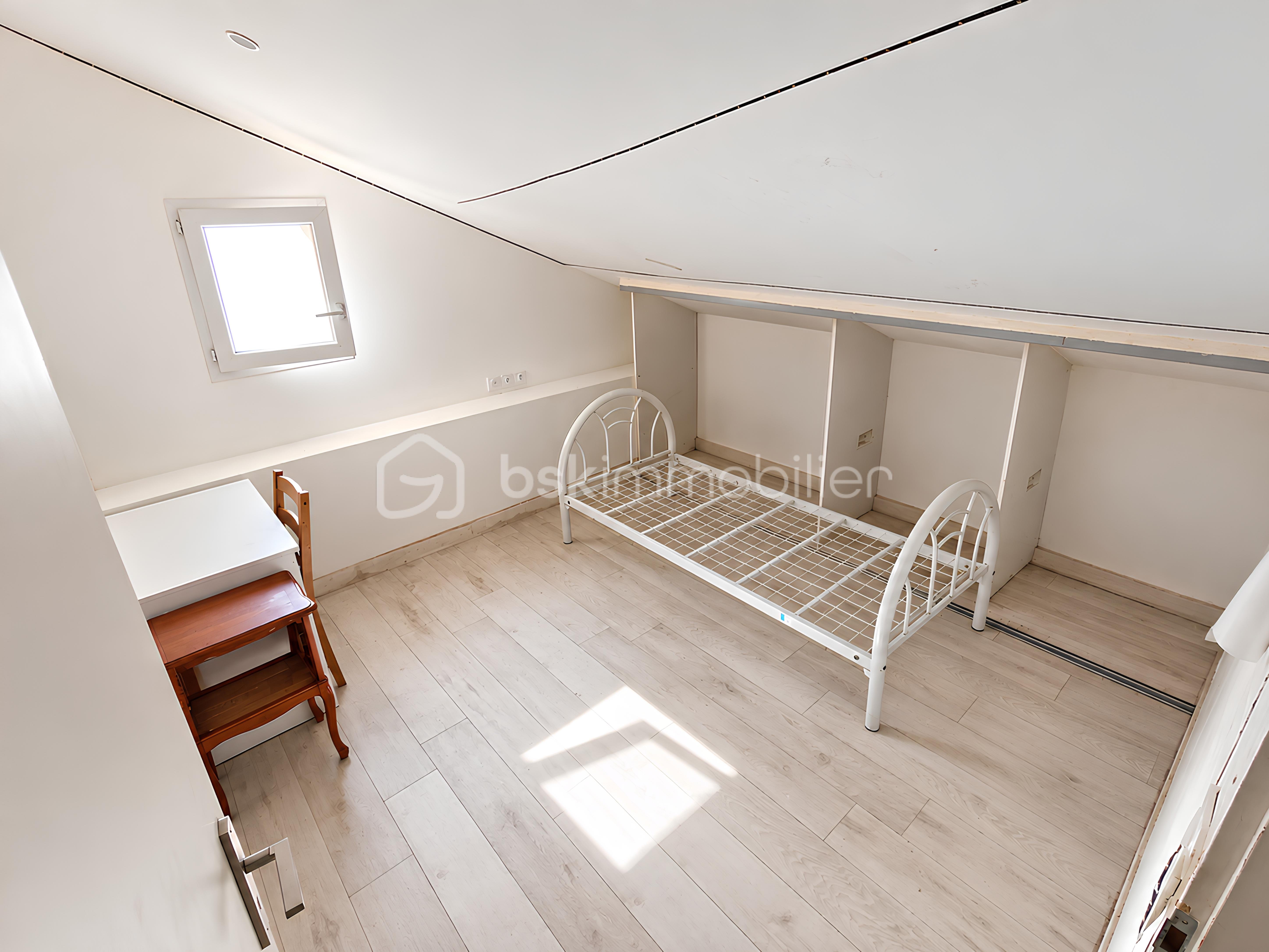 27 LE 1er chambre 2 A  -.png