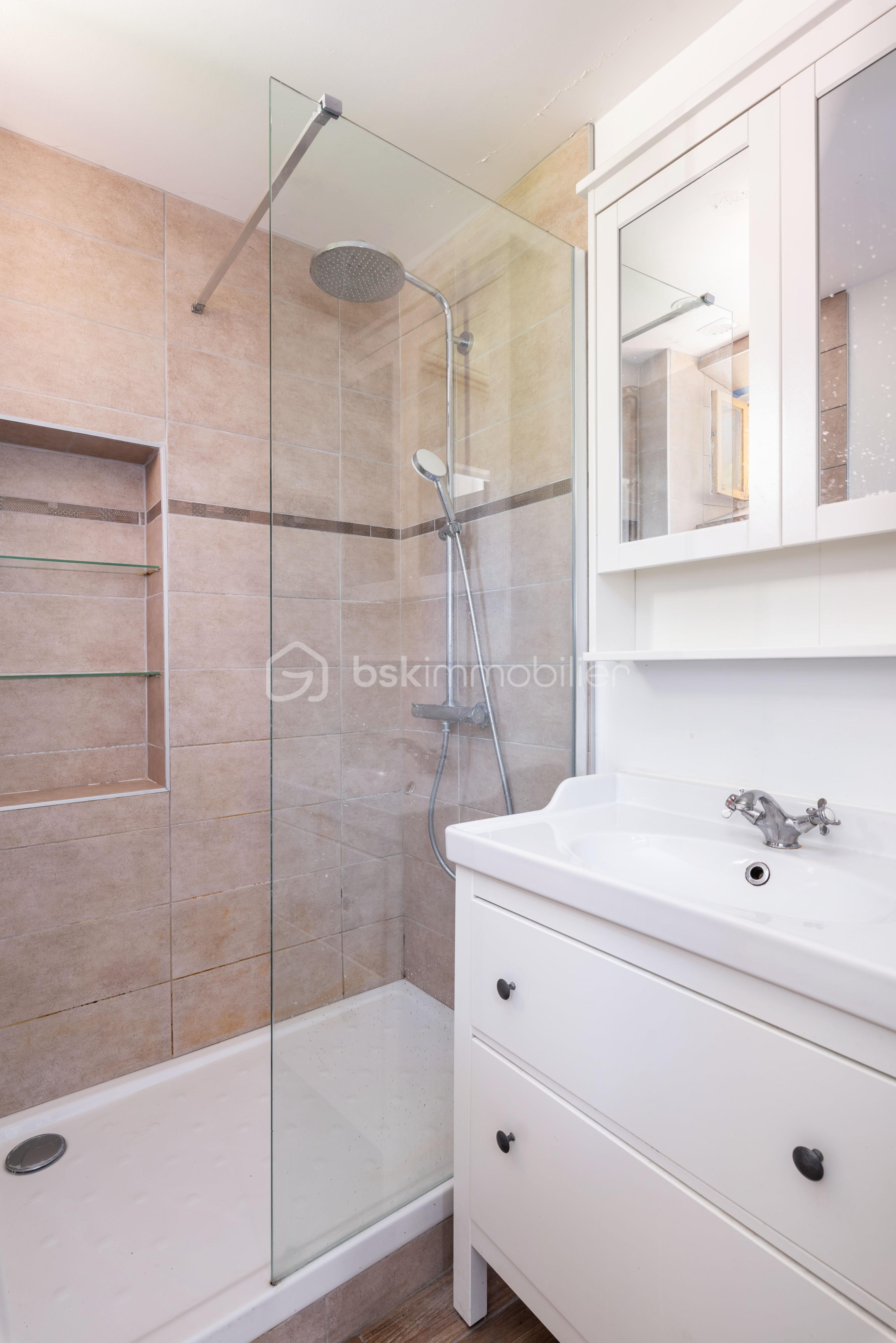 Appartement de 70 m² - poizat_13.jpg