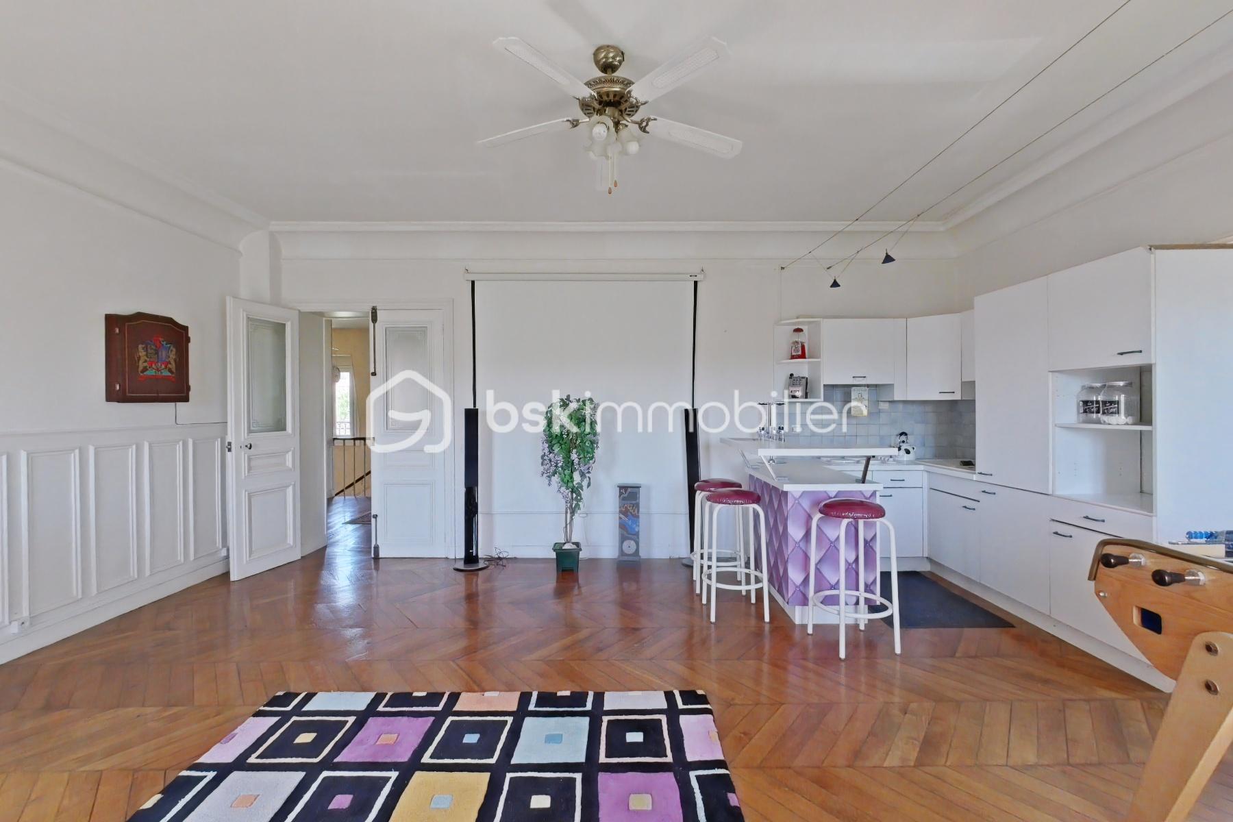 Demeure de 323 m² - PHOTO SALLE DE JEUX.jpg