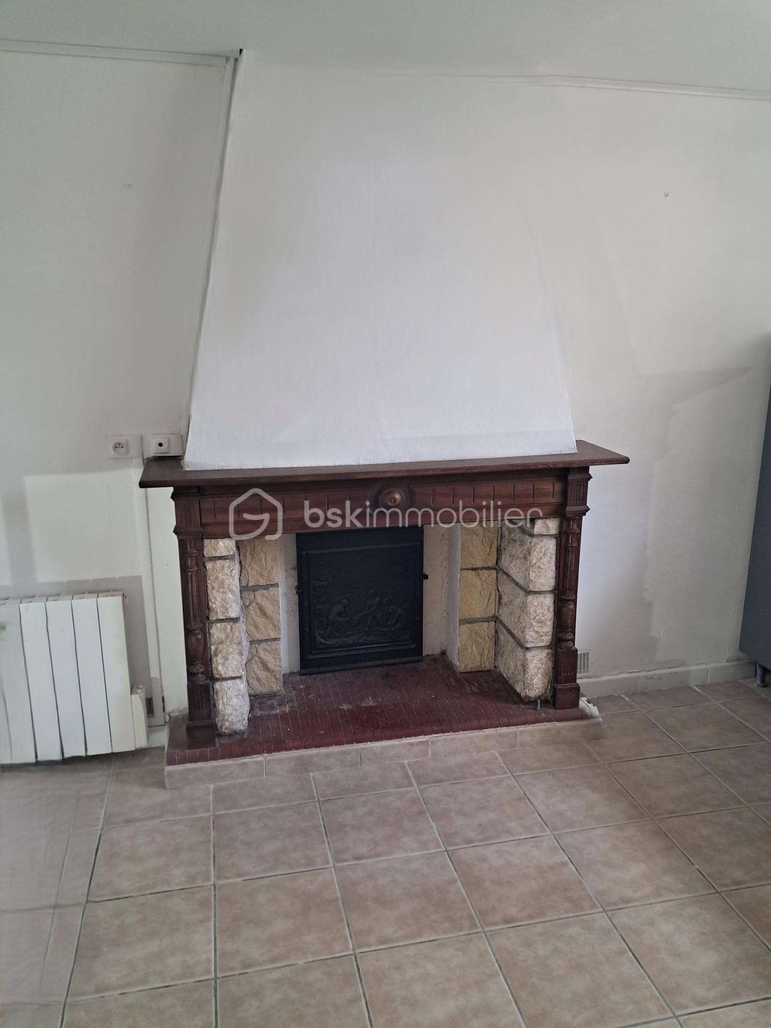 Maison ancienne de 127 m² - c-cheminée cuisine 2.jpg