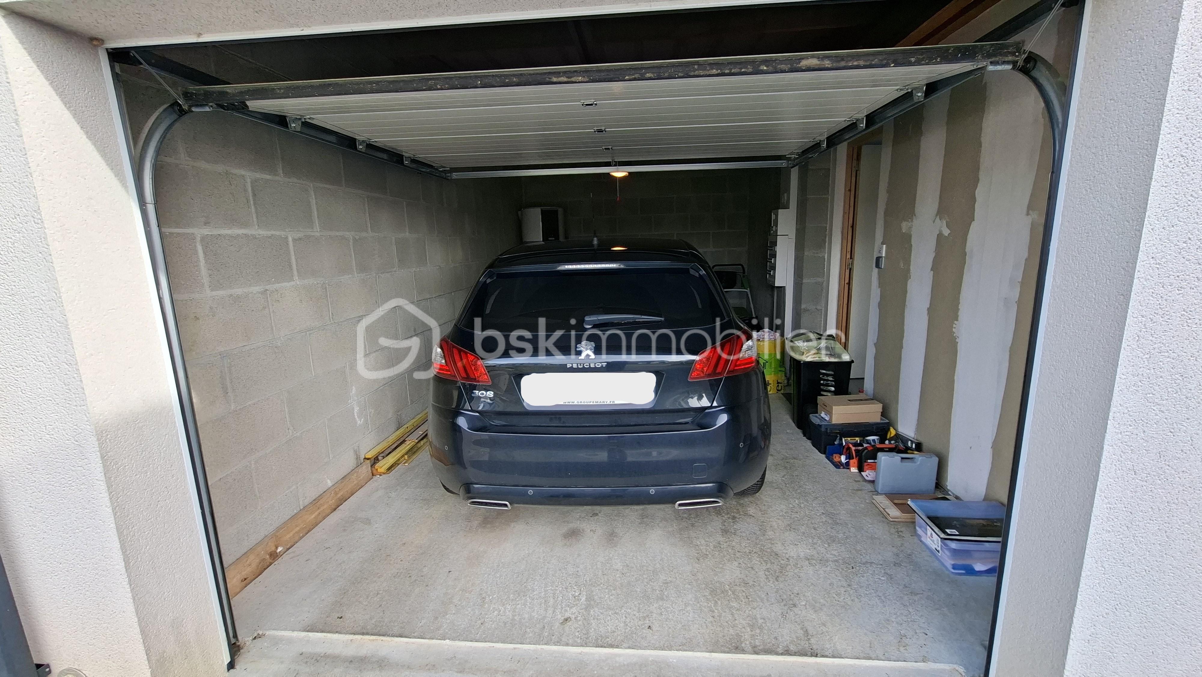 COM GARAGE 2 PLE.jpg