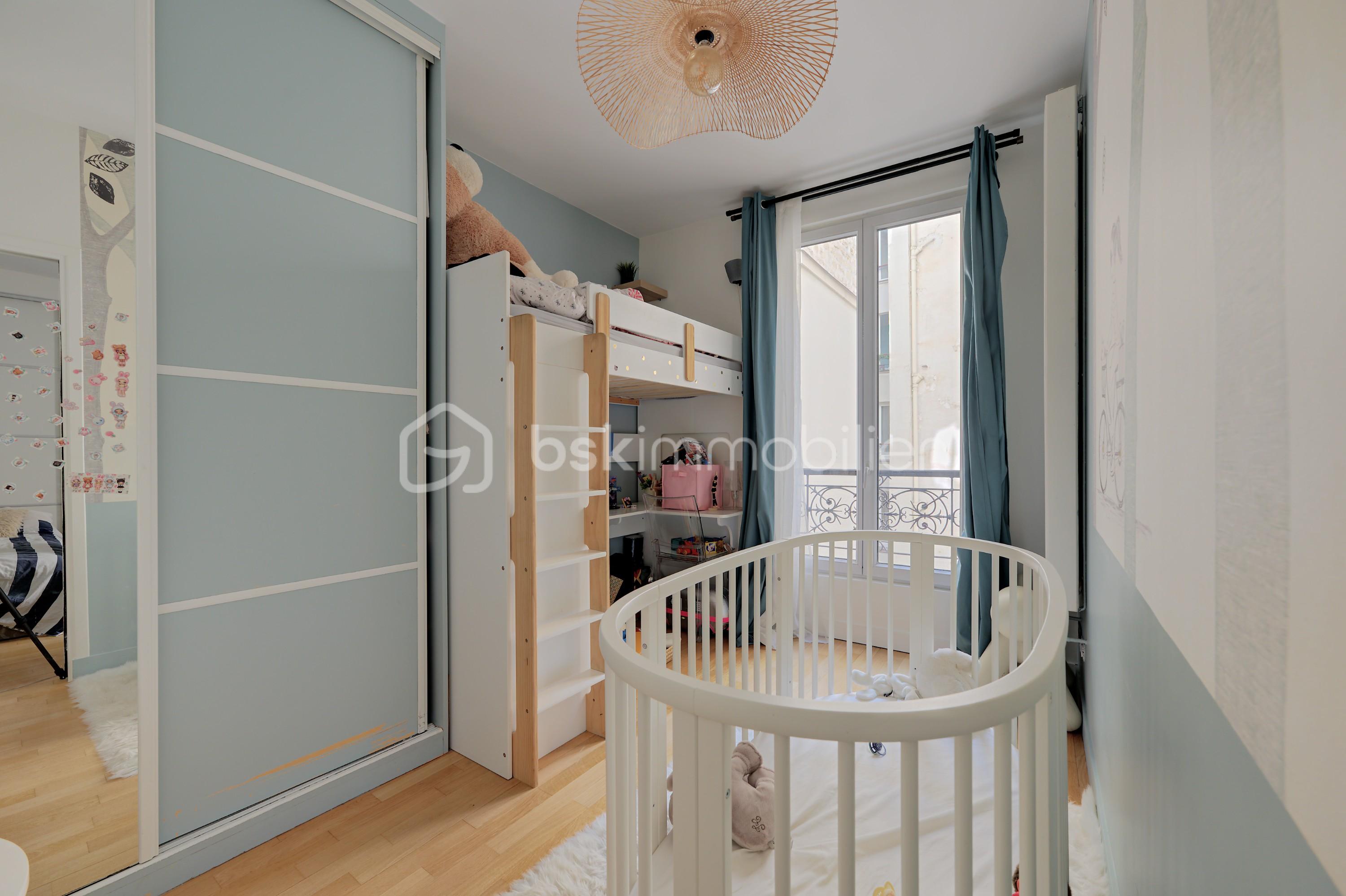 Apt M.Sarran - Chambre 3.jpg