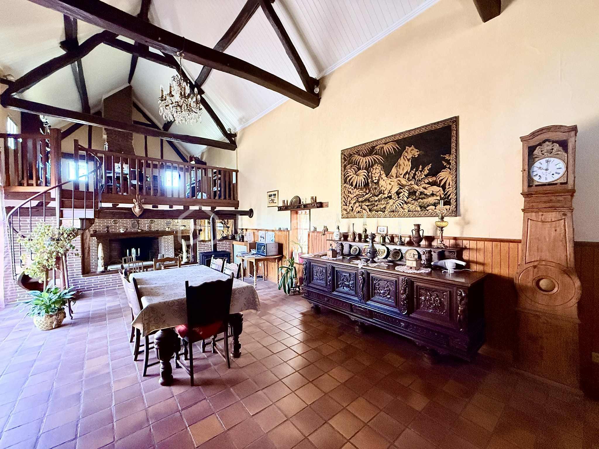 Maison de 256 m² - PDV 1.jpg