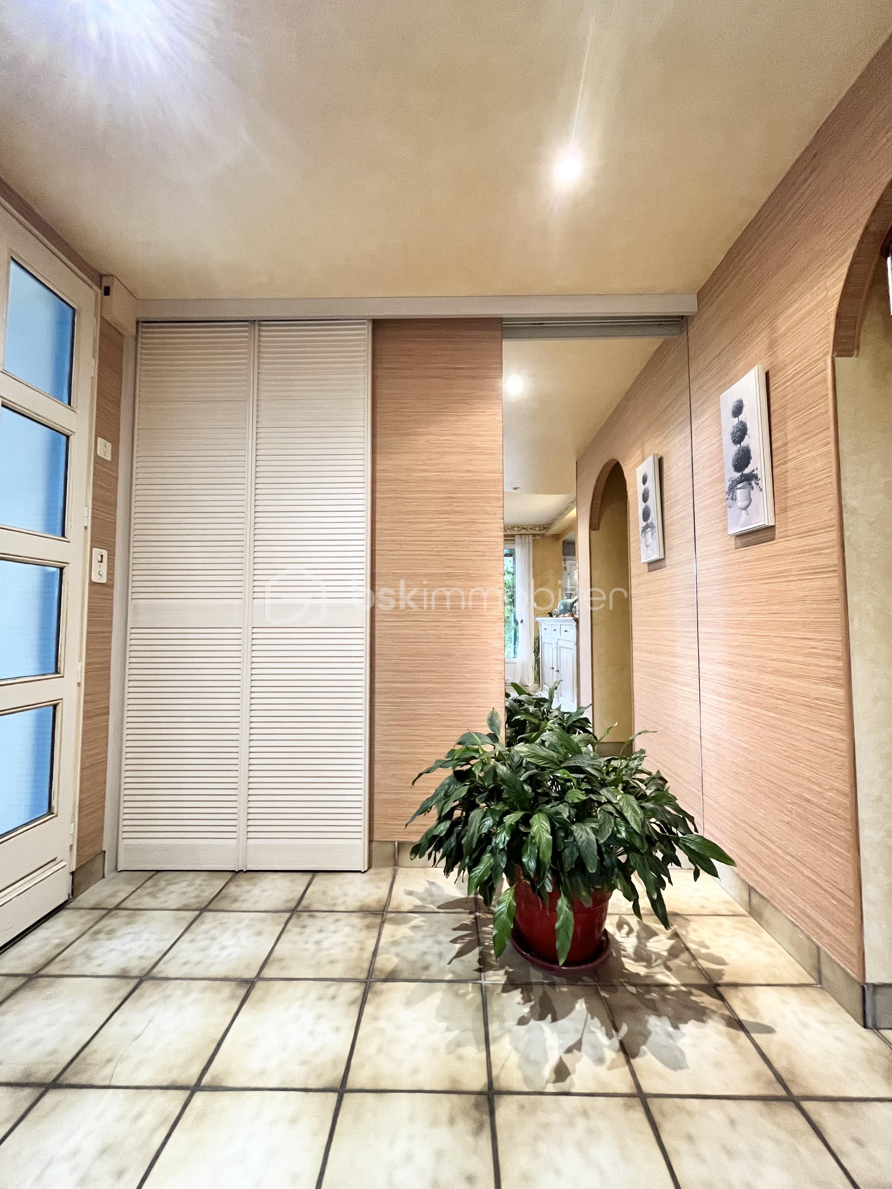 Maison de ville de 135 m² - HALL .jpg