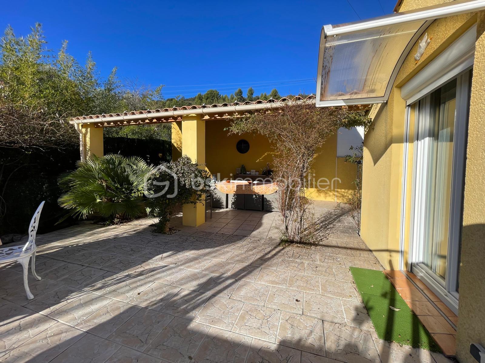 Maison de 95 m² - WhatsApp Image 2025-12-08 at 11.20.00 (10).jpeg