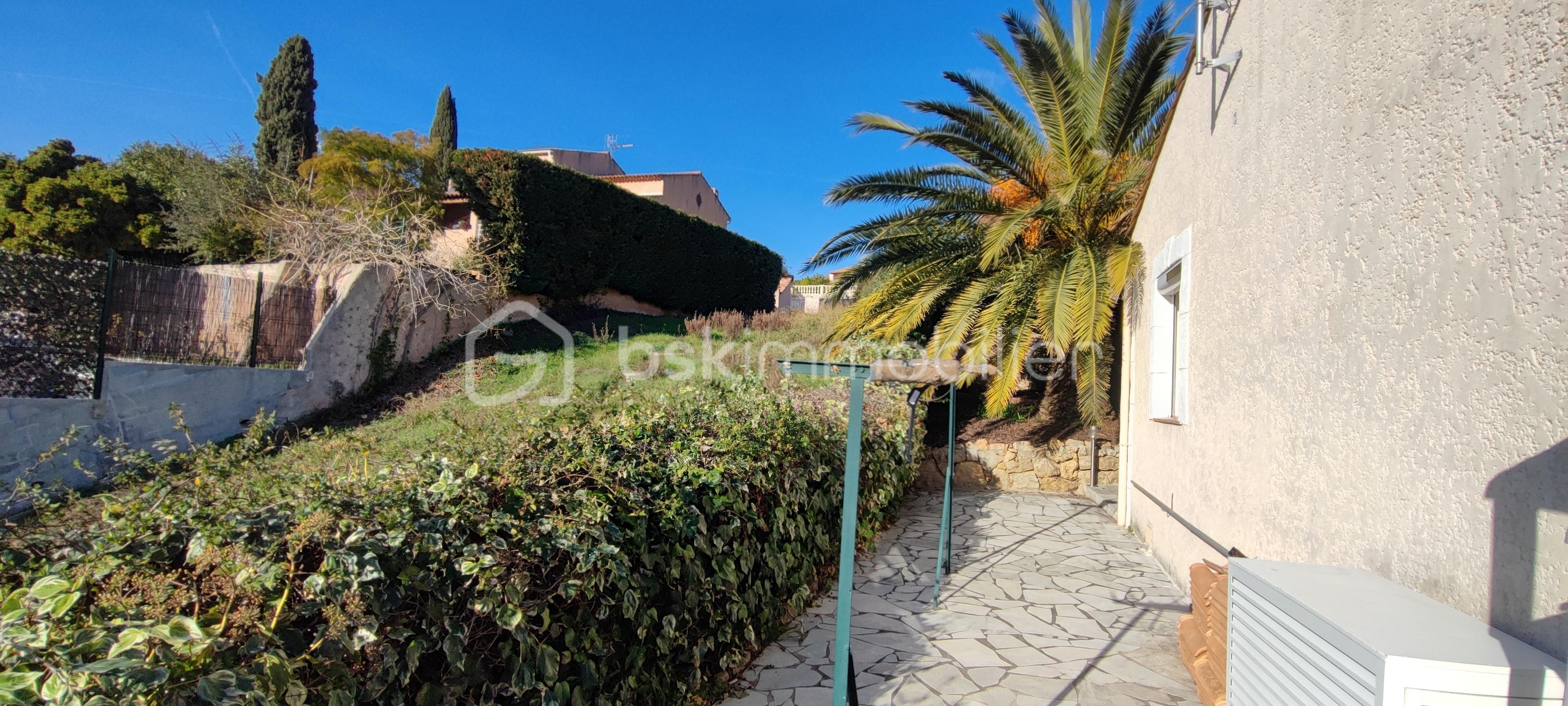 Maison traditionnelle de 99 m² - san terr lat.jpg