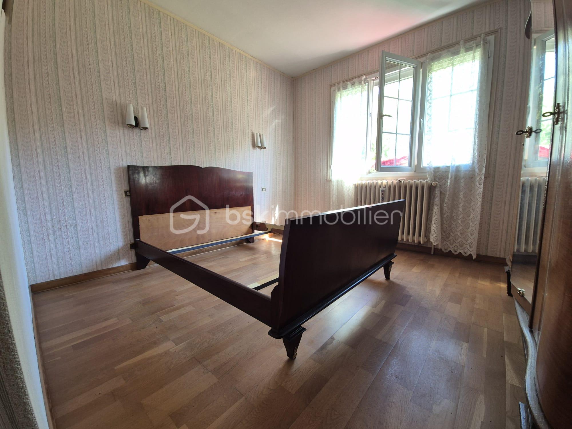 Maison traditionnelle de 90 m² - WhatsApp Image 2025-10-08 à 17.21.13_7bbf008b.jpg