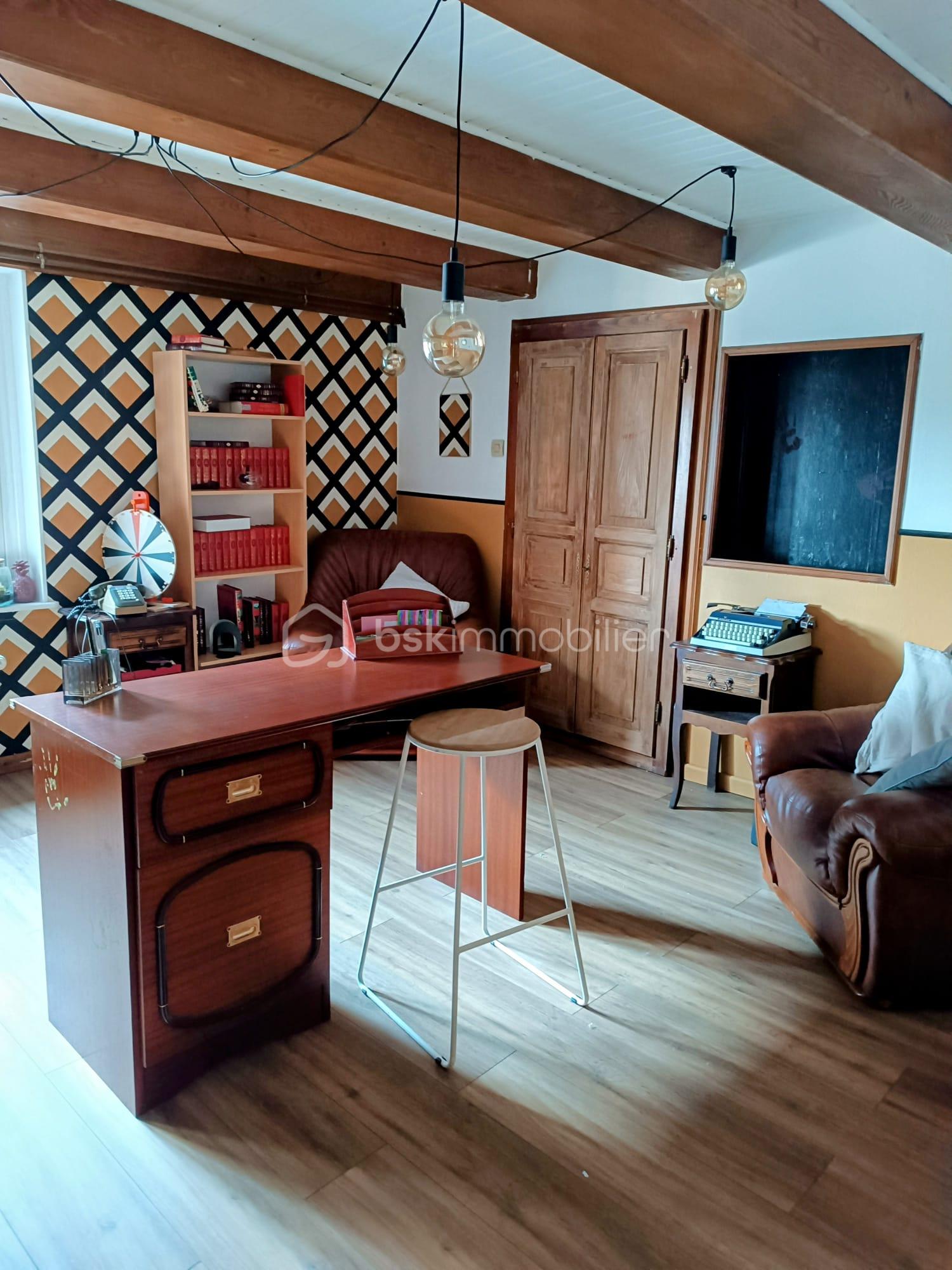 Immeuble de 321 m² - CHAMBRE MYSTERE.jpg