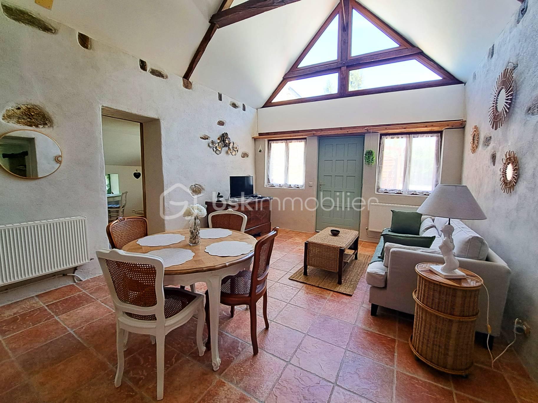 La Bergeronnette salon salle à manger.jpg