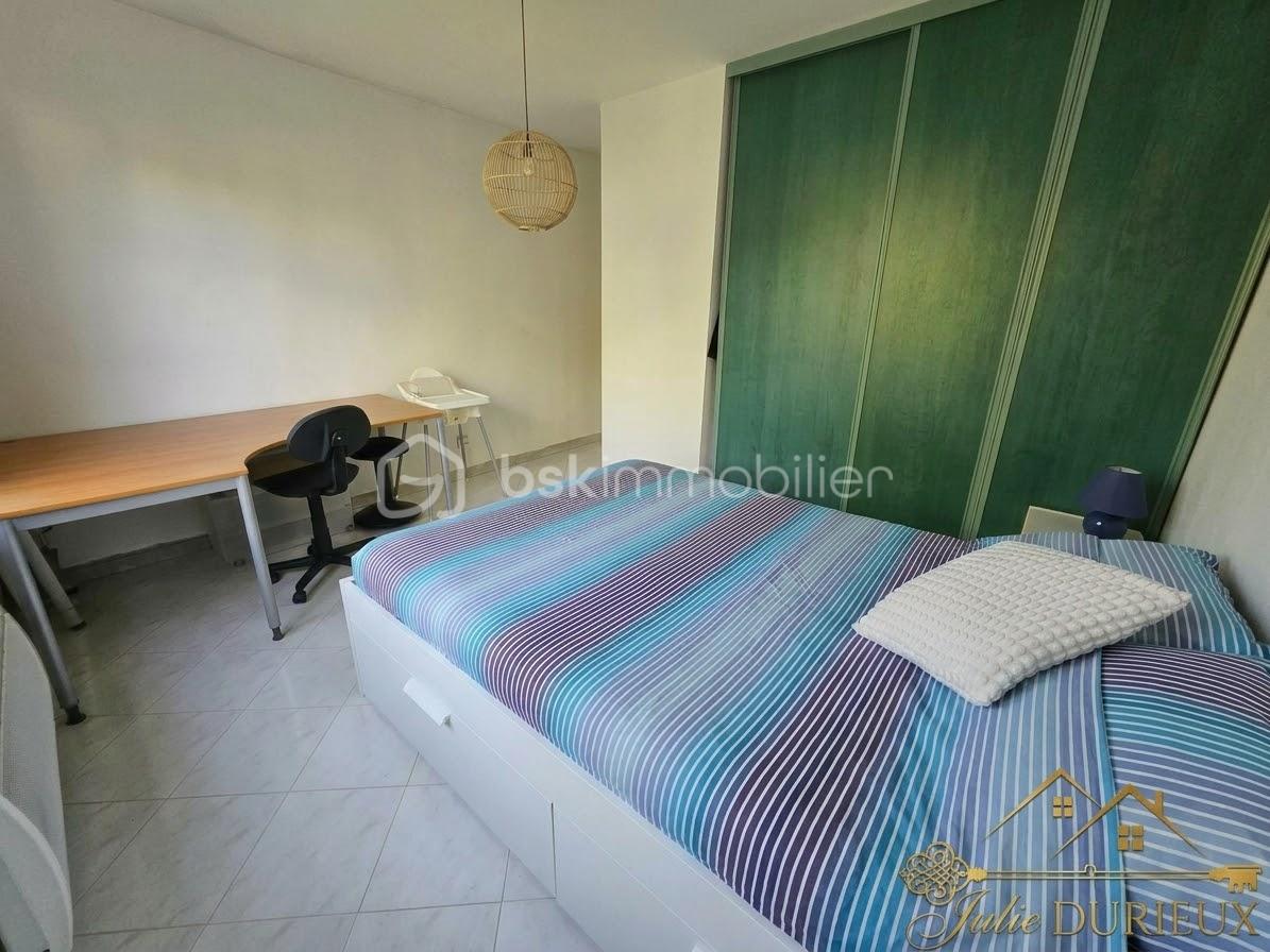 CHAMBRE 4 RDC.jpeg