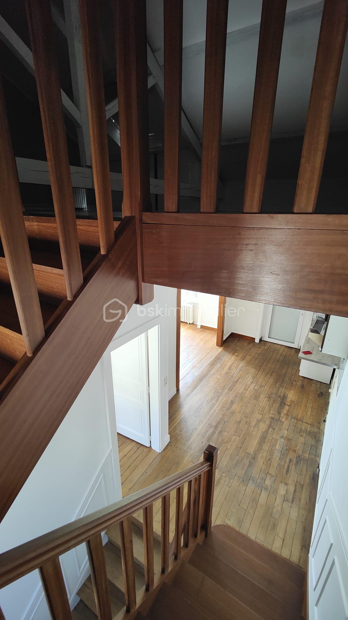 Maison de 75 m² - ESCALIER.jpg
