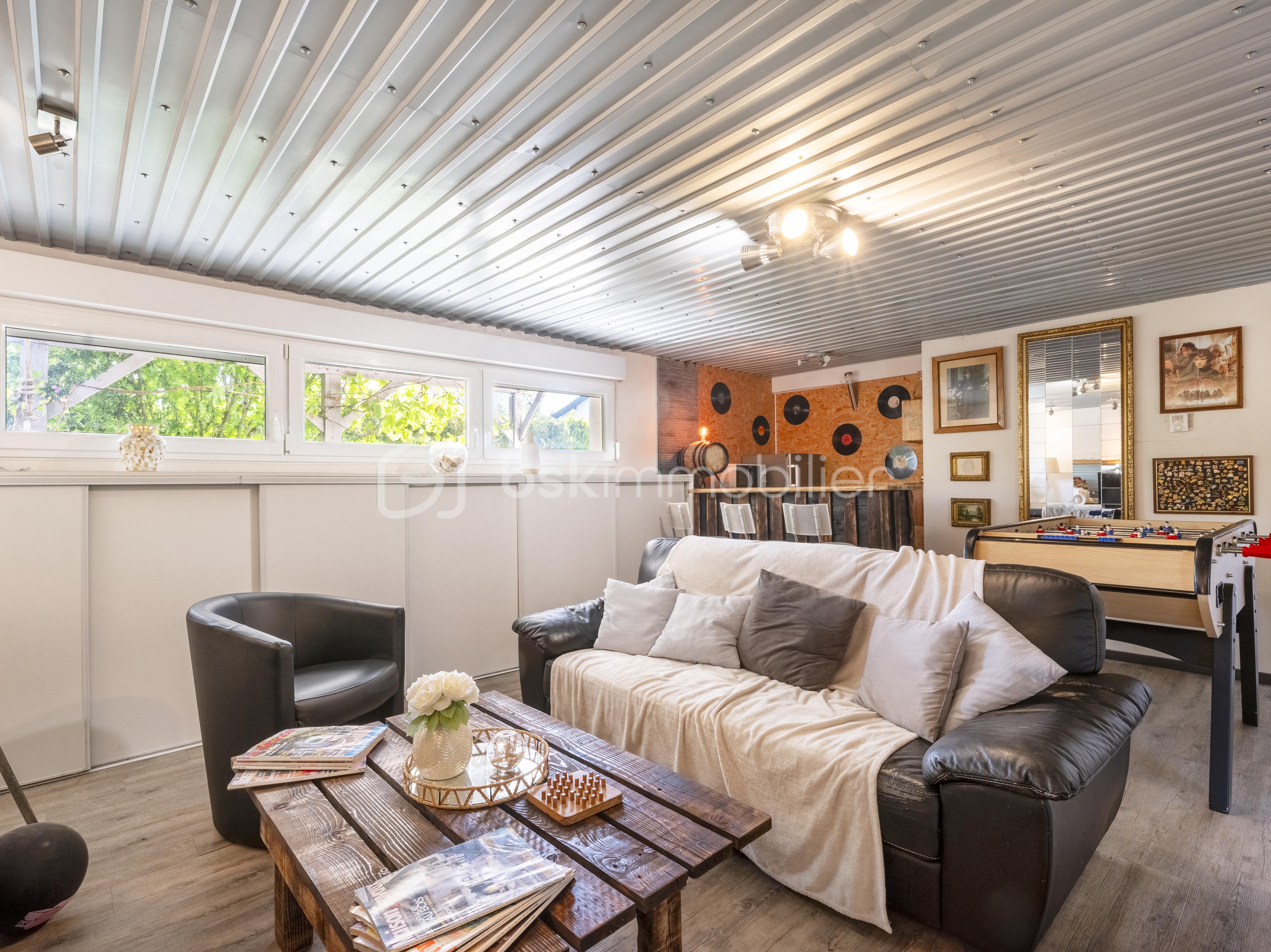 Maison de ville de 213 m² - Actephoto_MatthieuRemark_3Rhone_02.jpg