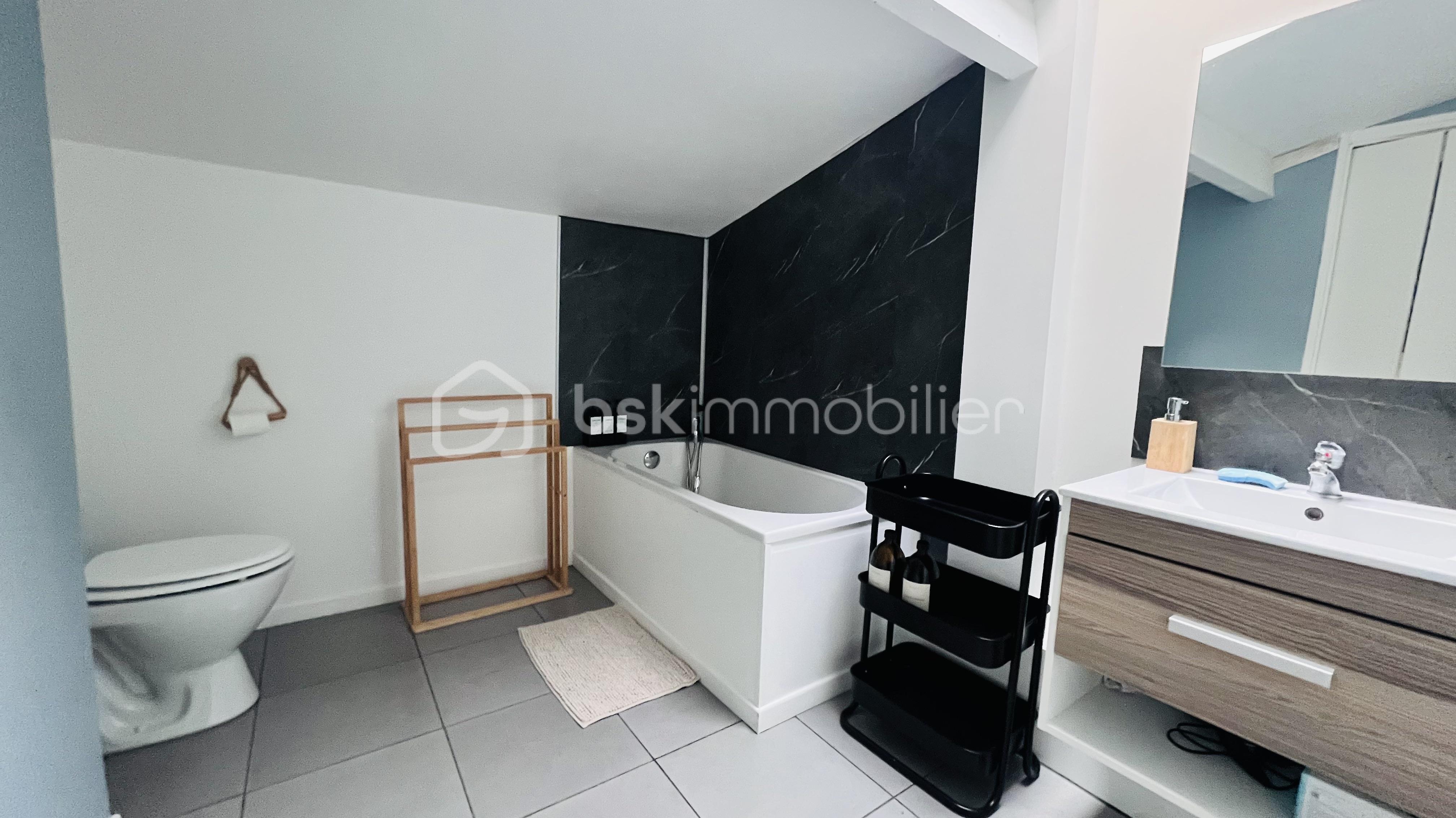 Immeuble mixte de 179 m² - IMG_3359.jpeg