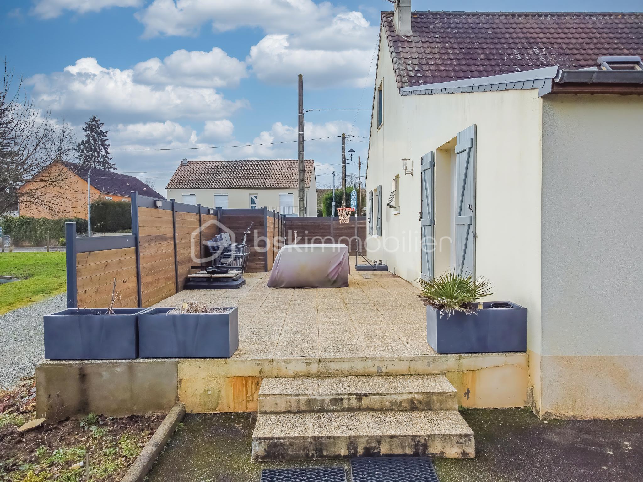 Maison traditionnelle de 139 m² - SBOUVET - BSK Immobilier n°-09.jpg