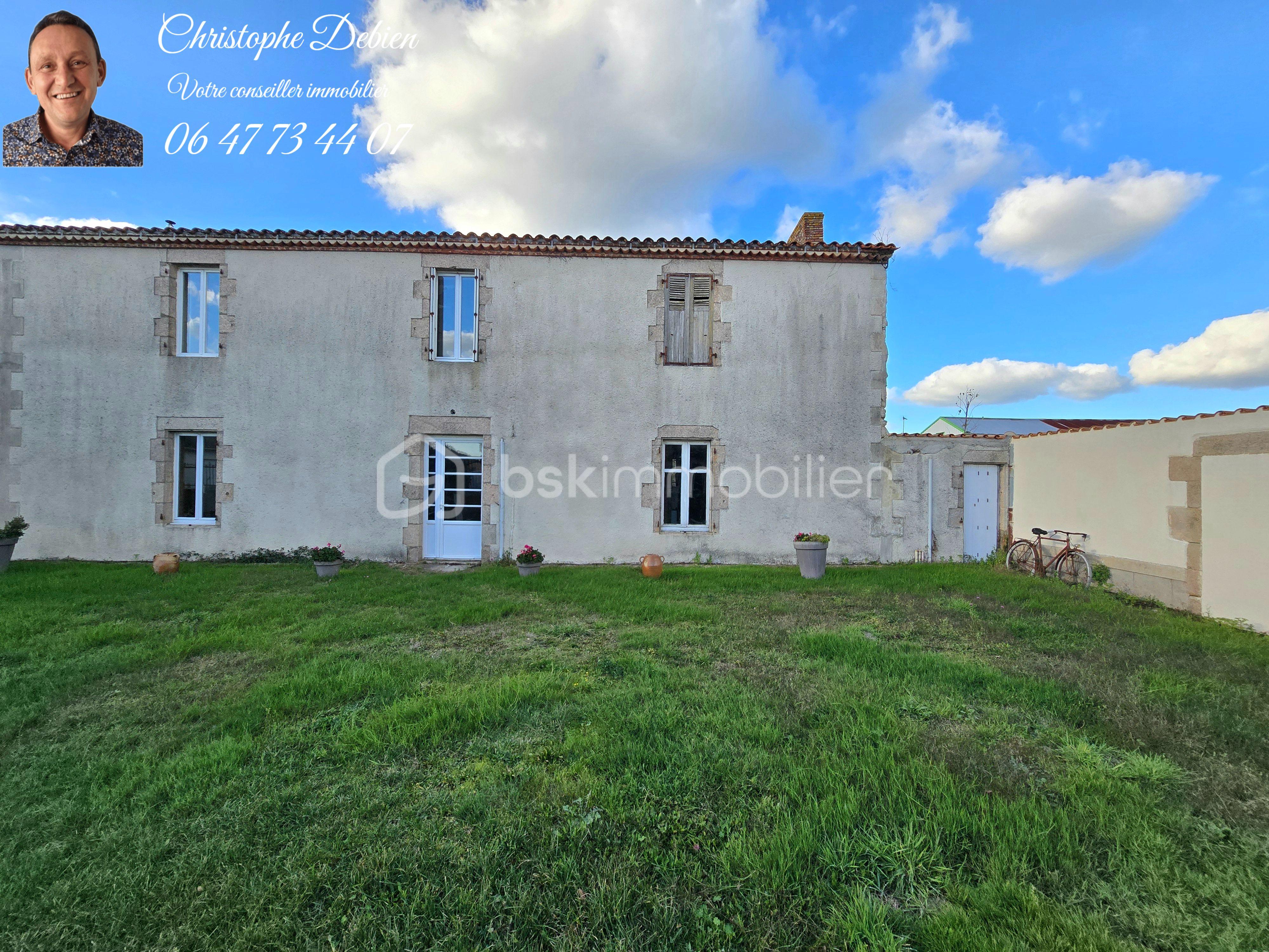 Maison en pierre de 176 m²