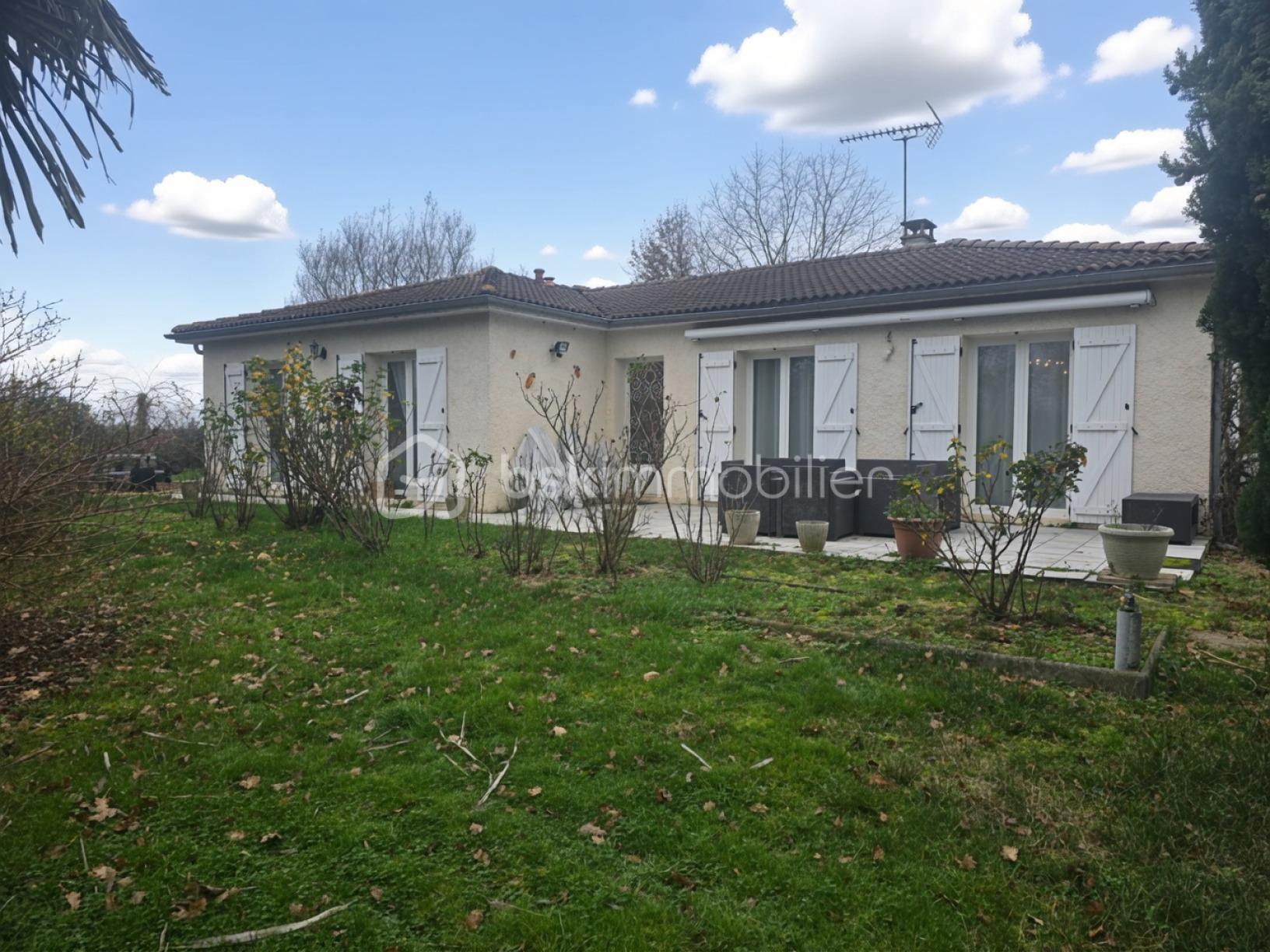 Maison traditionnelle de 110 m² - 2730d1f42566370-1.jpg