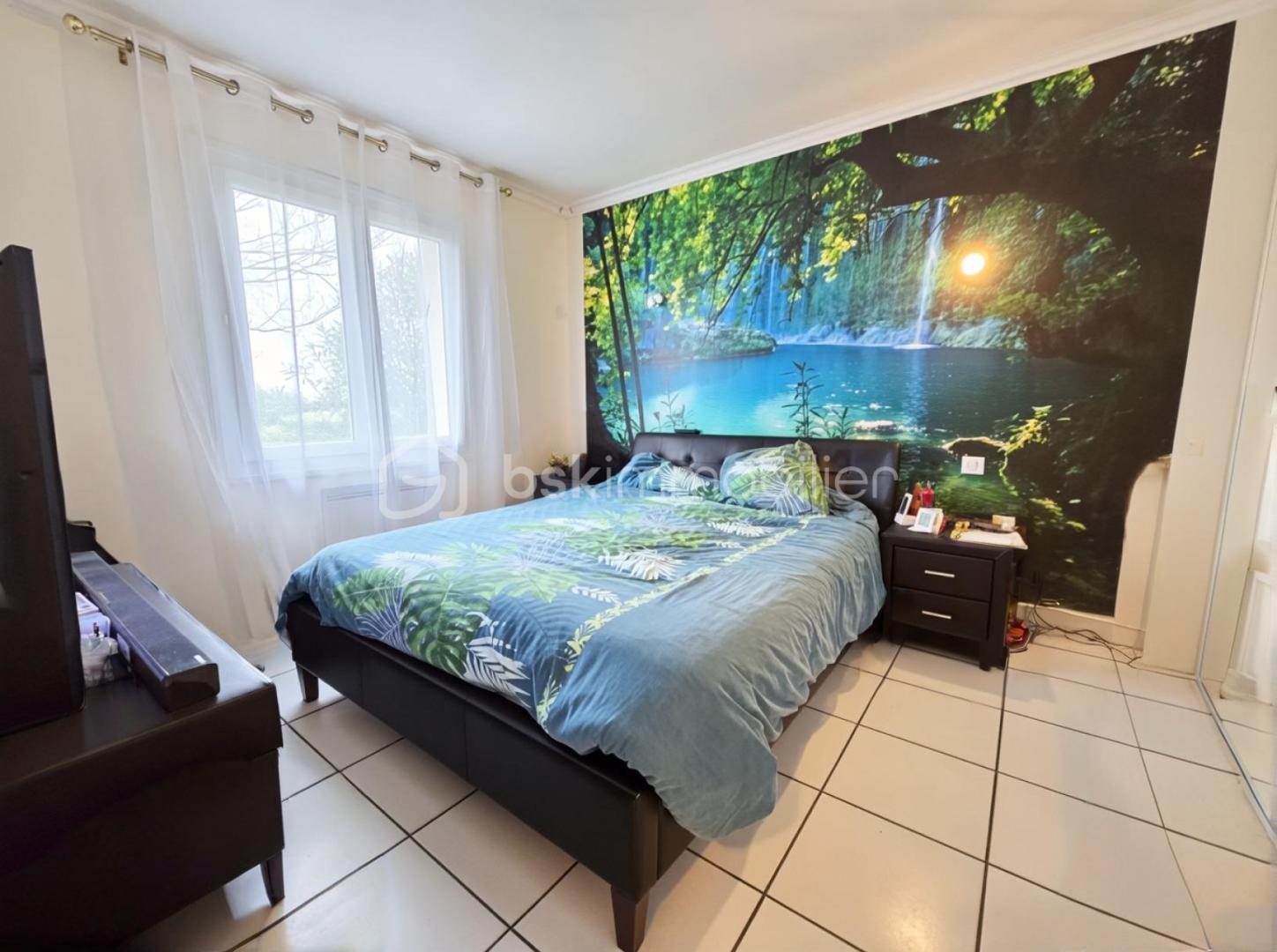 Maison traditionnelle de 110 m² - 14874715d7d2ed3-1.jpg