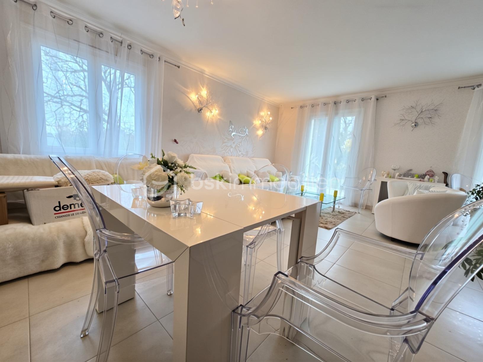 Maison traditionnelle de 110 m² - 8c20f38382913cc-1.jpg