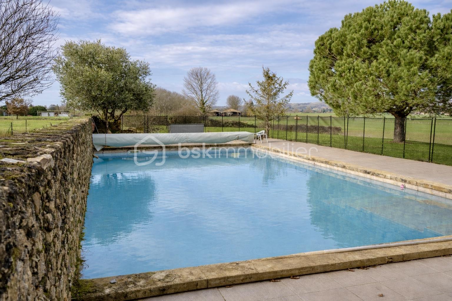 Maison en pierre de 215 m² - AAFDD9ED-7E6A-4D2E-BAD6-84A405C61EBF.jpeg