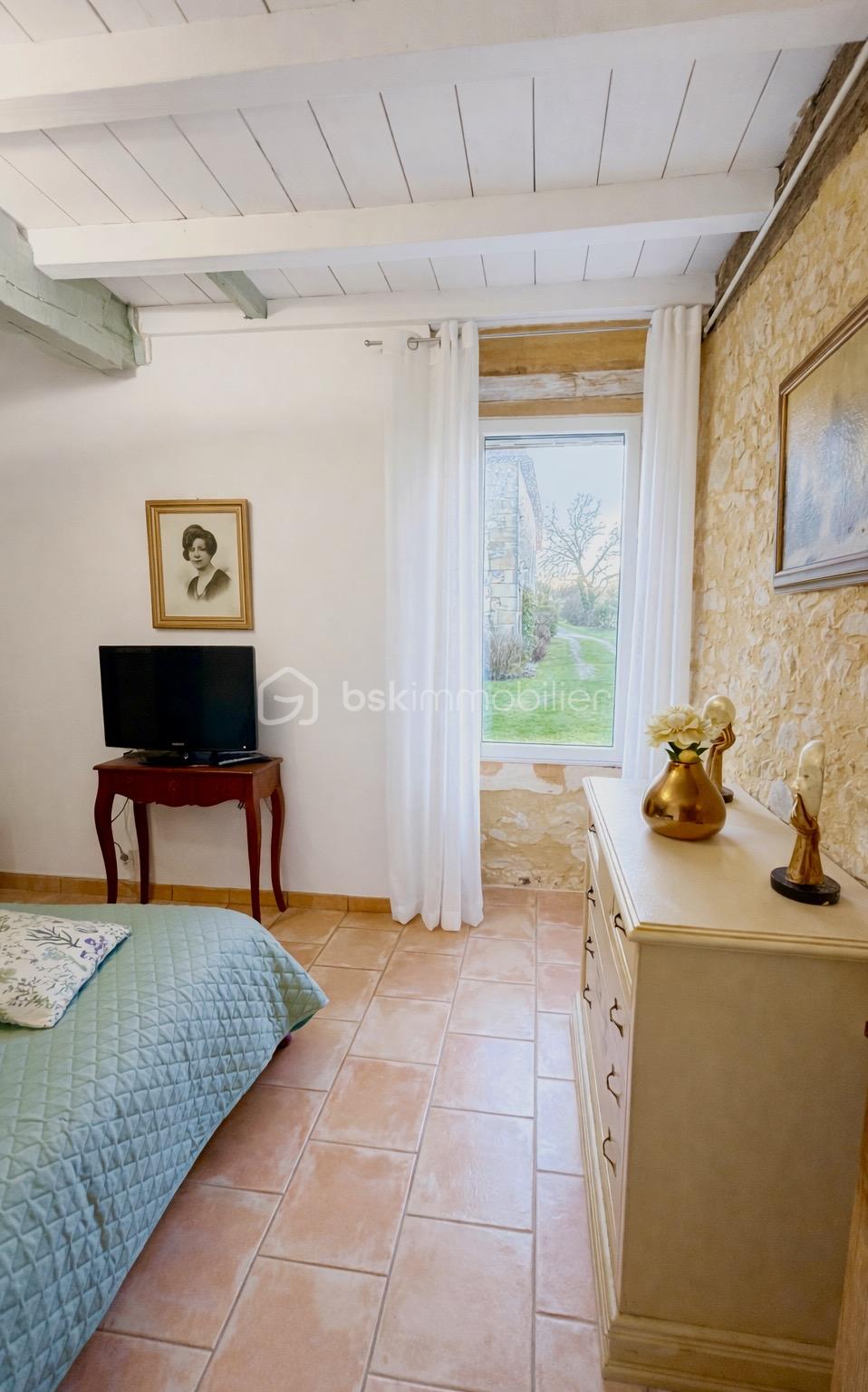 Maison en pierre de 215 m² - 1844F096-DE93-432D-8B12-456B07175011.jpeg