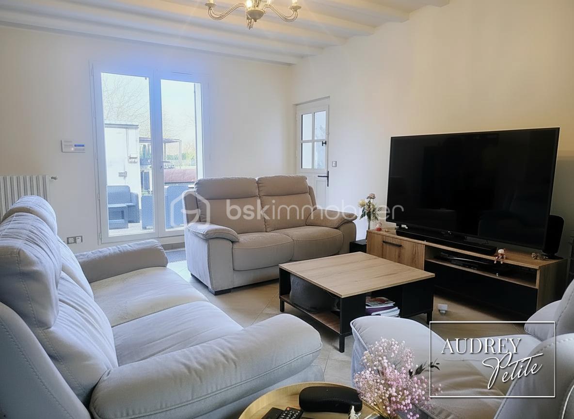 Maison de village de 171 m² - Salon 2.jpg