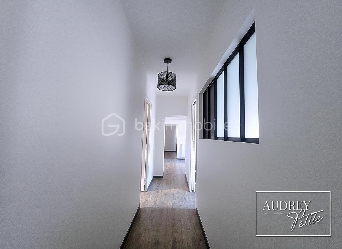 Maison de village de 171 m² - Couloir.jpg