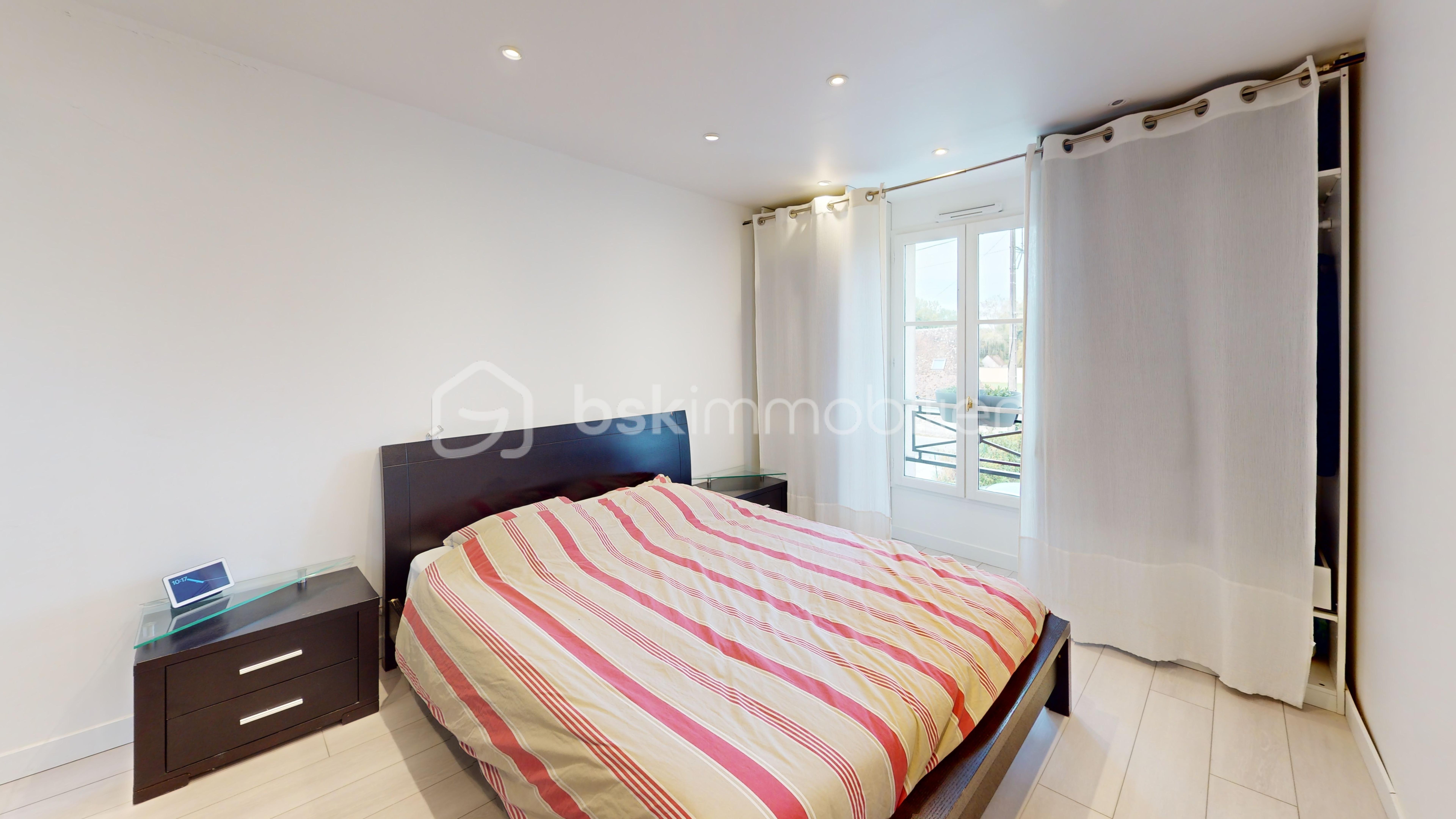 Maison de 124,50 m² - CHATEAU-LANDON-Bedroom(3).jpg
