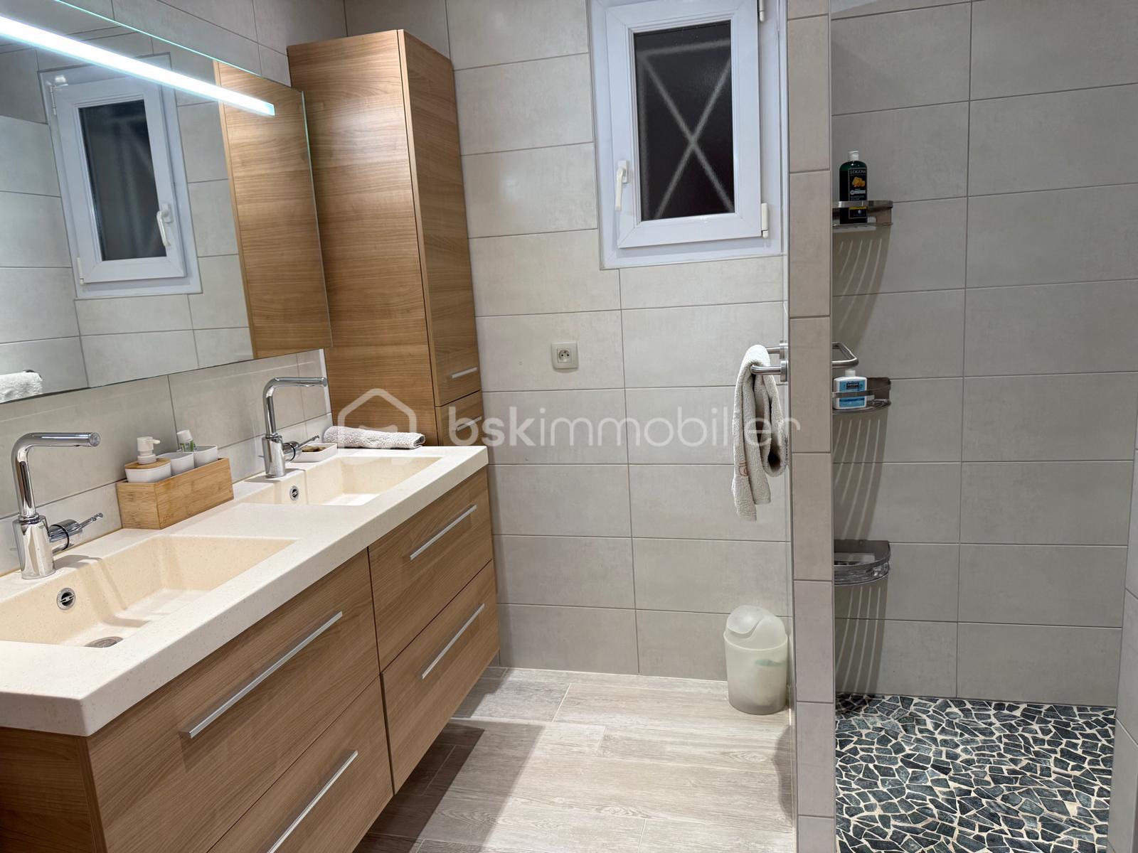 Villa de 166 m² - 1000103648.jpg