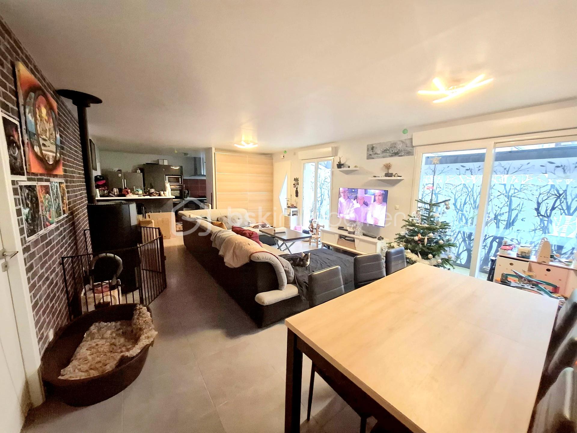 Maison de 99 m² - SALON.jpg