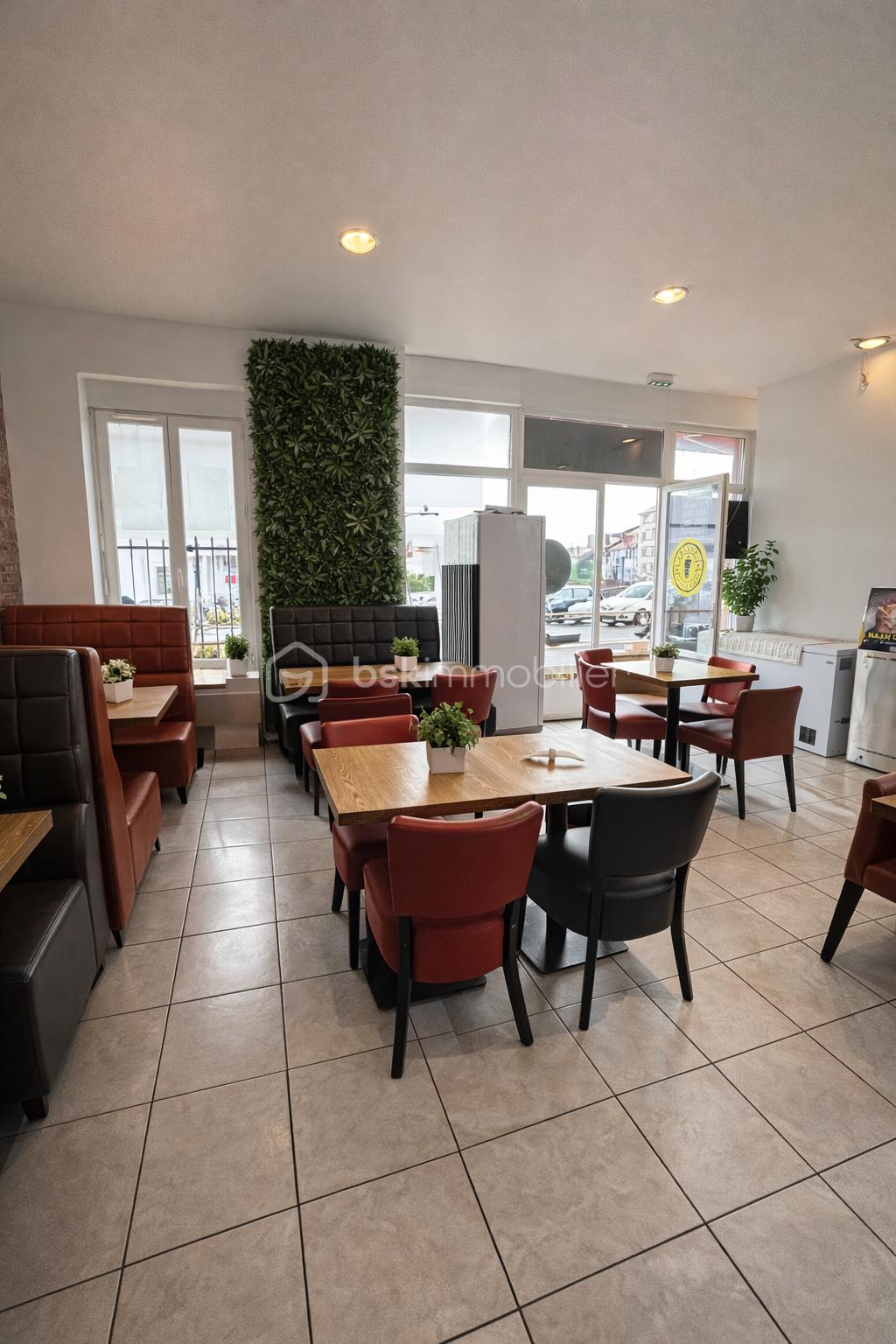 Fonds de commerce - C4F4B299-7B34-47BD-9CD2-D1B7536DA7B6[1].jpeg