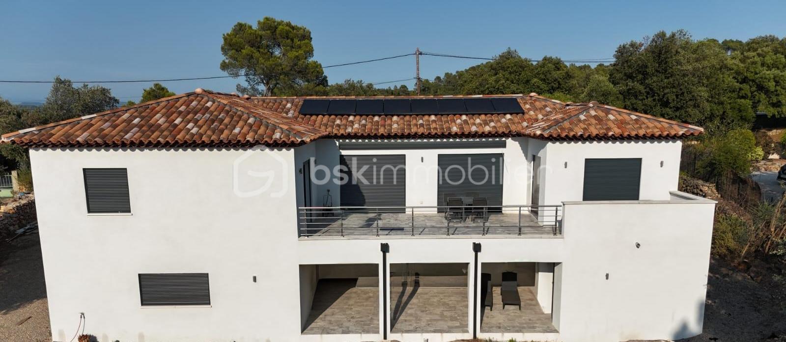 Maison de 210 m² - 4ec7e120734a85a-1.jpg
