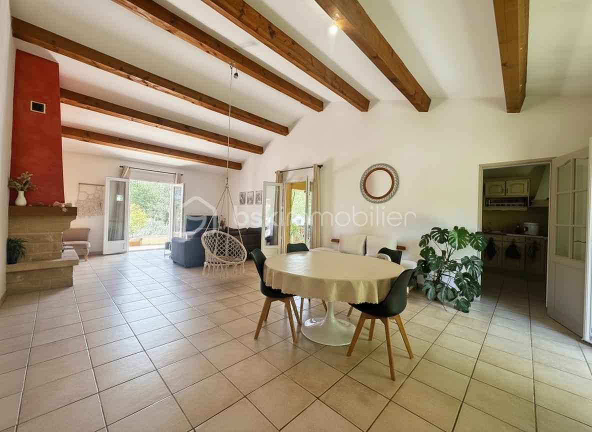 Salle a manger.jpg