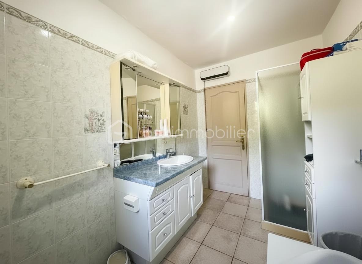 Salle de bain 2.jpg