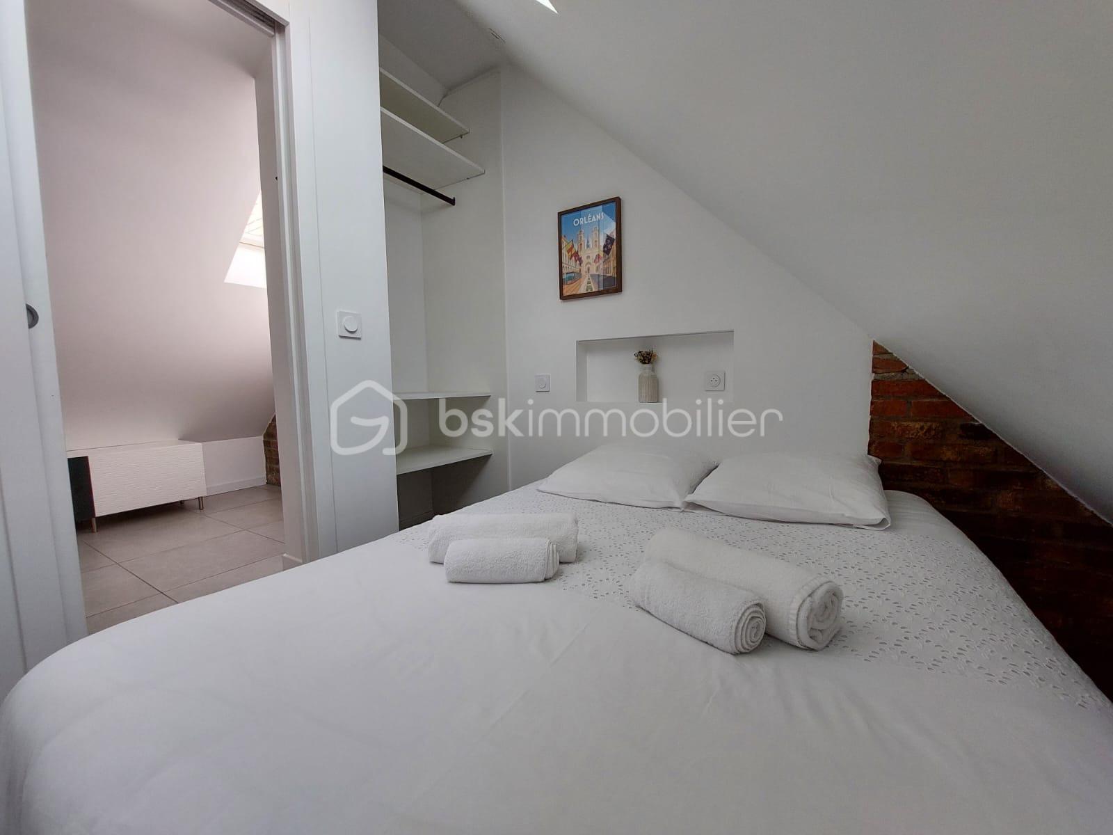 Appartement de 12 m² - JEANNE DARC PHOTO 3.JPG