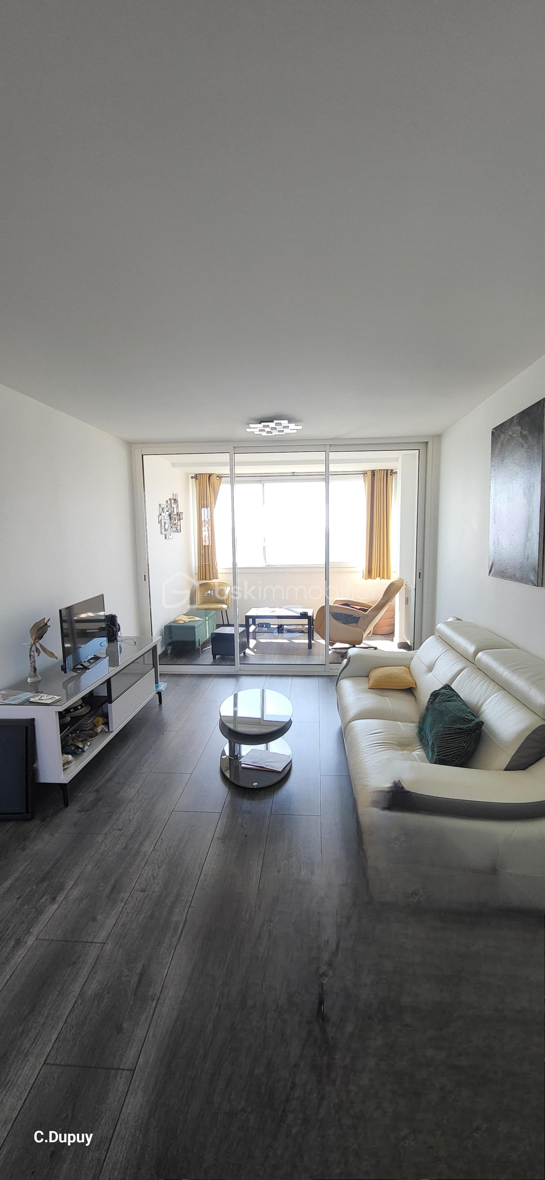 Appartement de 90 m² - 20250716_162015.jpg