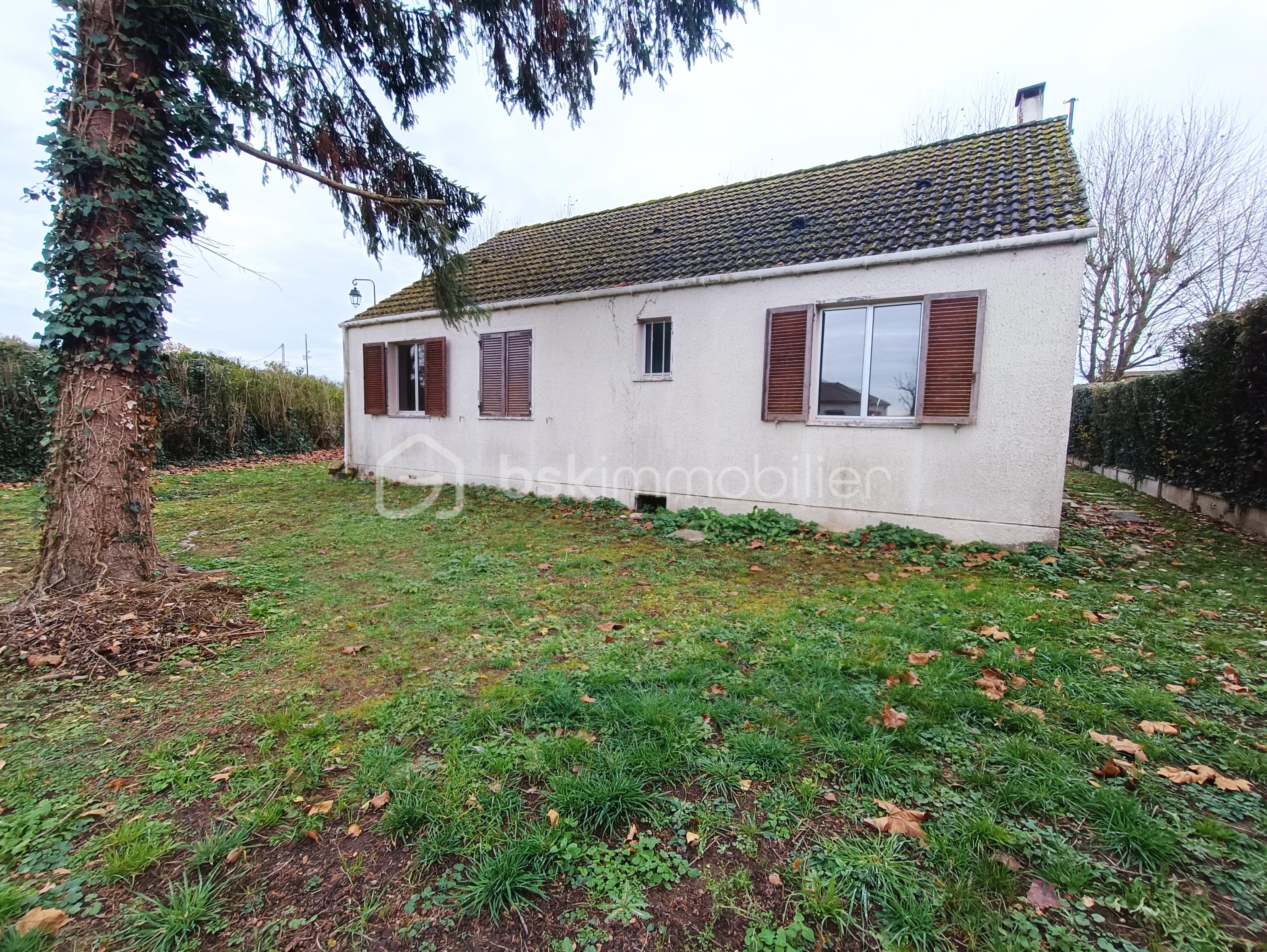 Maison traditionnelle de 90 m² - 1764774140739.jpg