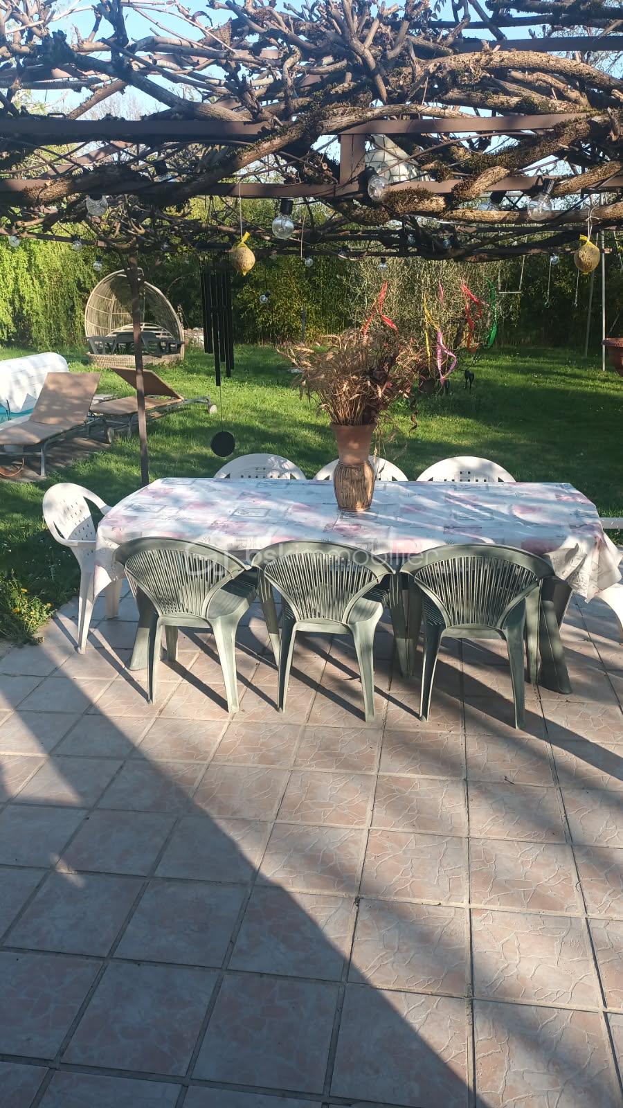 Maison traditionnelle de 156 m² - terrasse.jpg