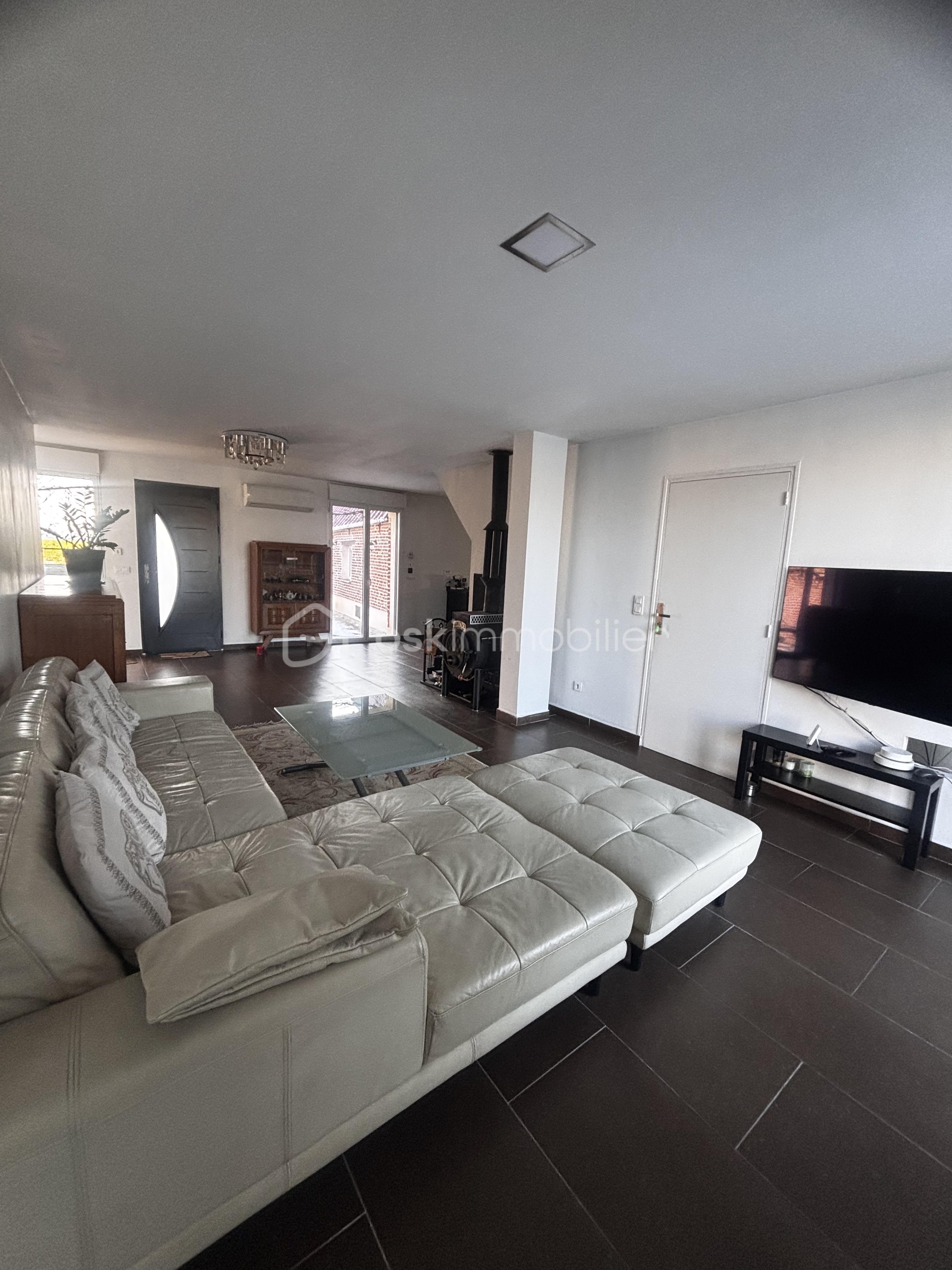 Corps de ferme de 210 m² - top salon 6.jpg