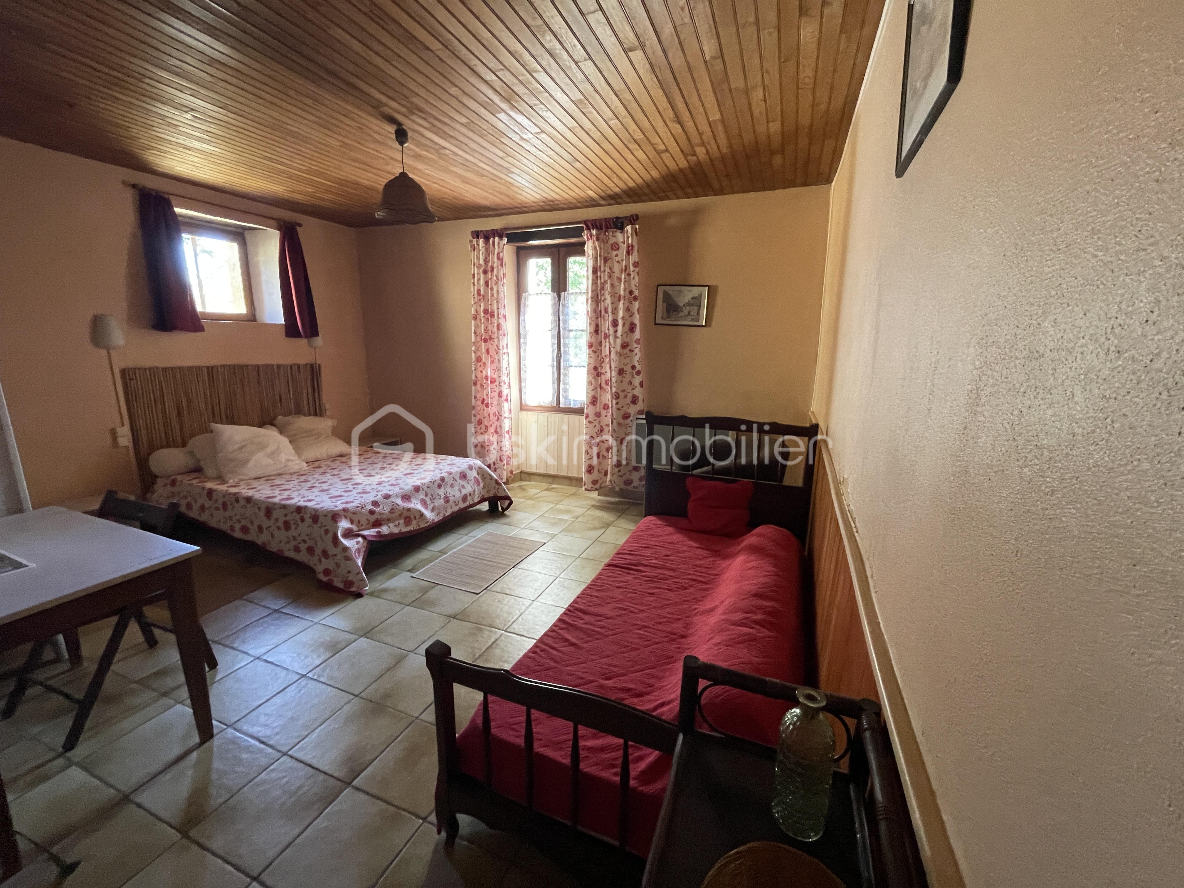 Maison en pierre de 266 m² - IMG_0343.jpeg