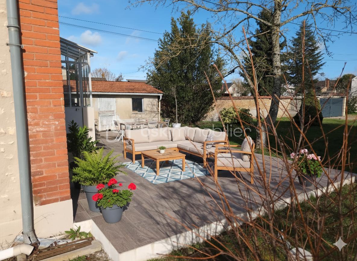 Maison de maitre de 98 m² - Gemini_Generated_Image_f37h83f37h83f37h.png