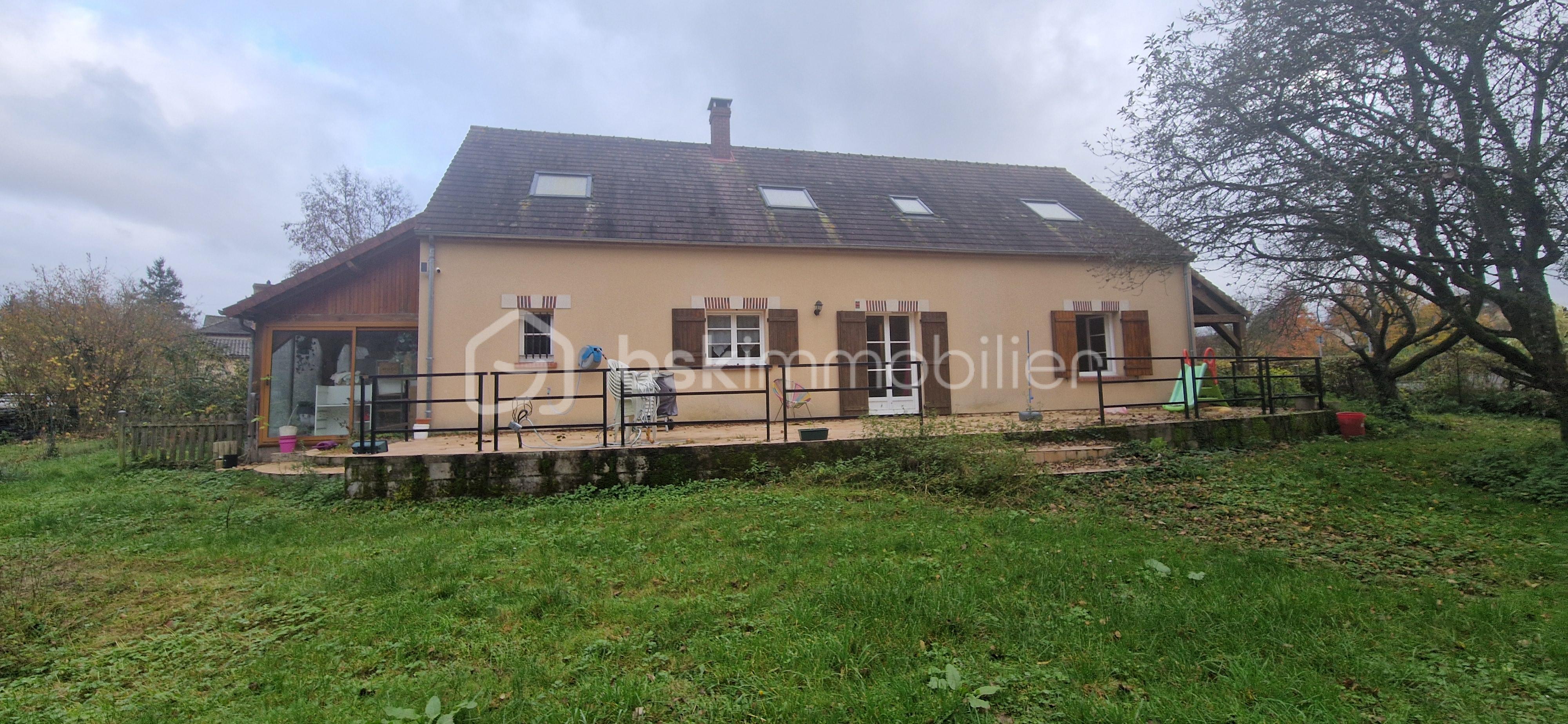 Maison traditionnelle de 142 m² - Jardin.jpg